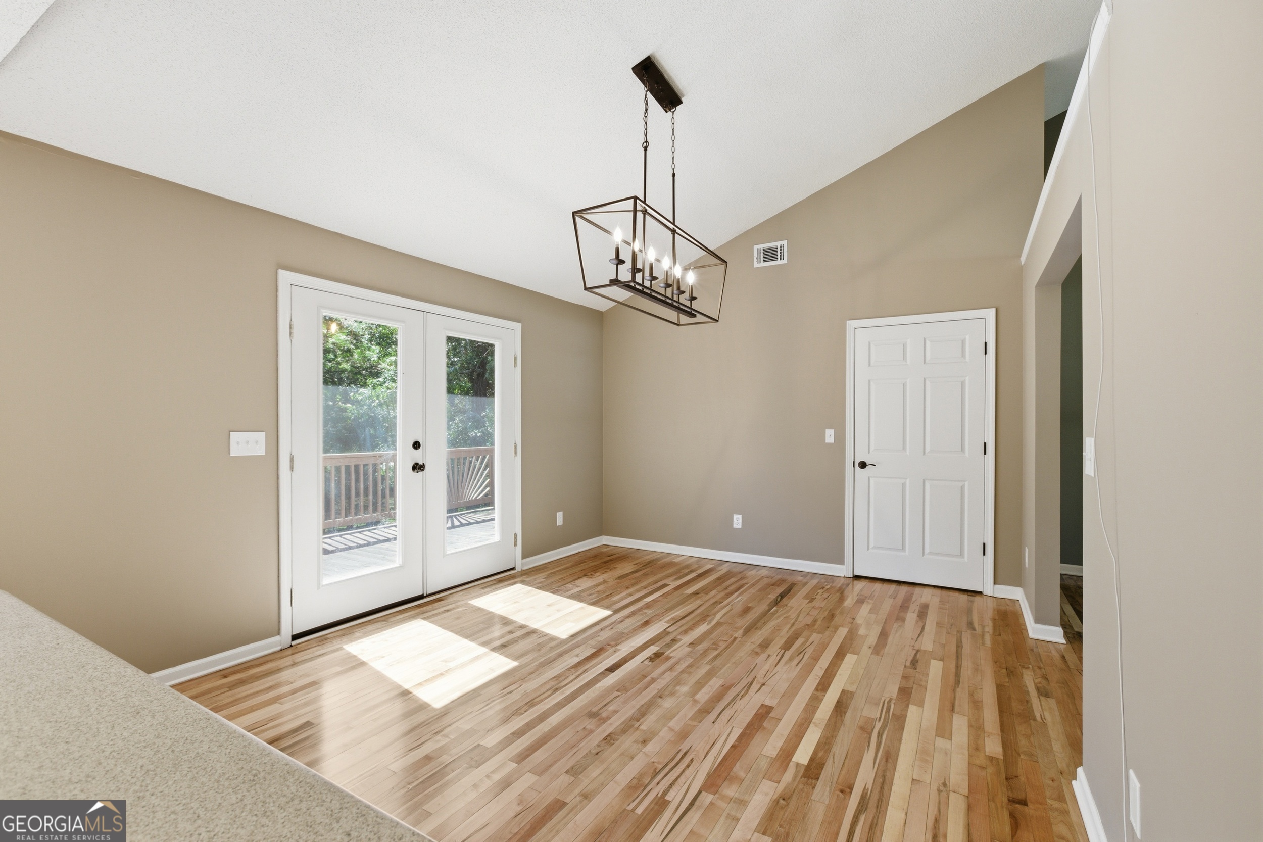 171 Winding Way Property Photo 16
