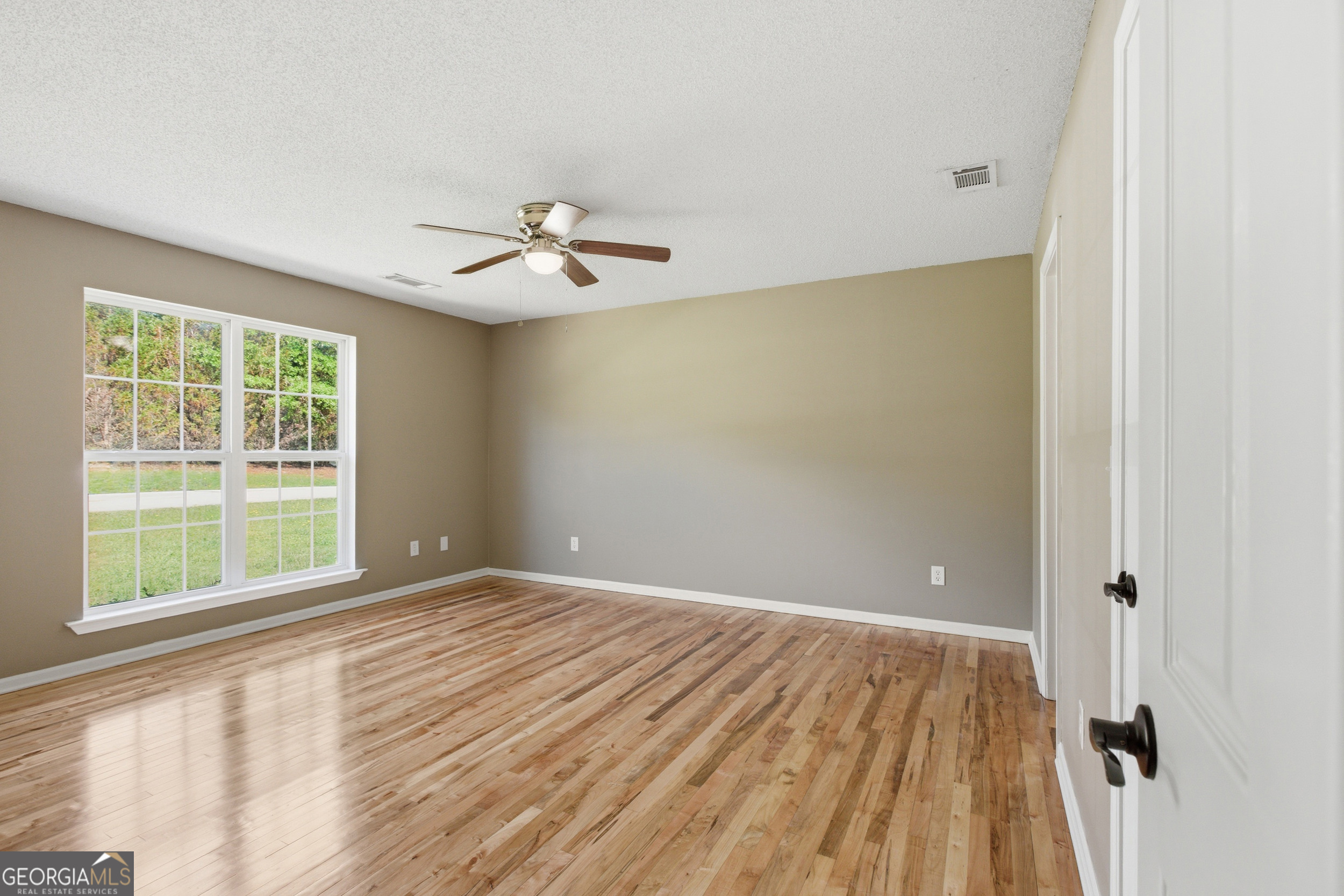 171 Winding Way Property Photo 17