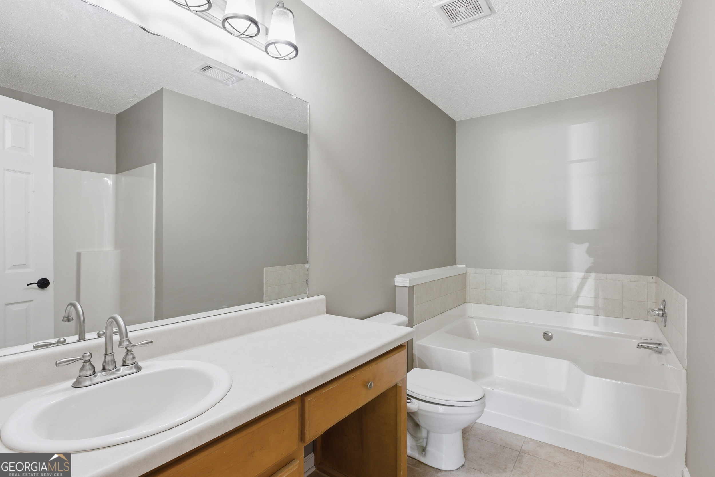 171 Winding Way Property Photo 19