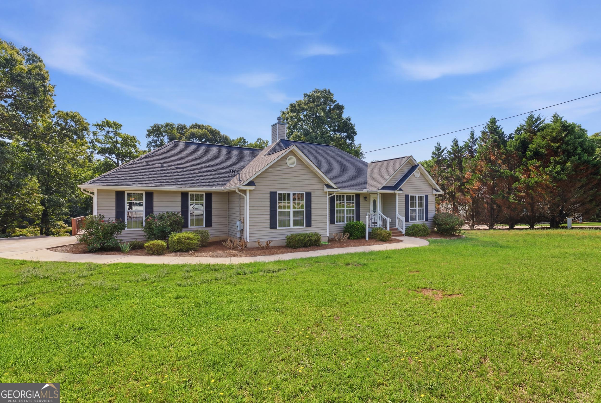 171 Winding Way Property Photo 36