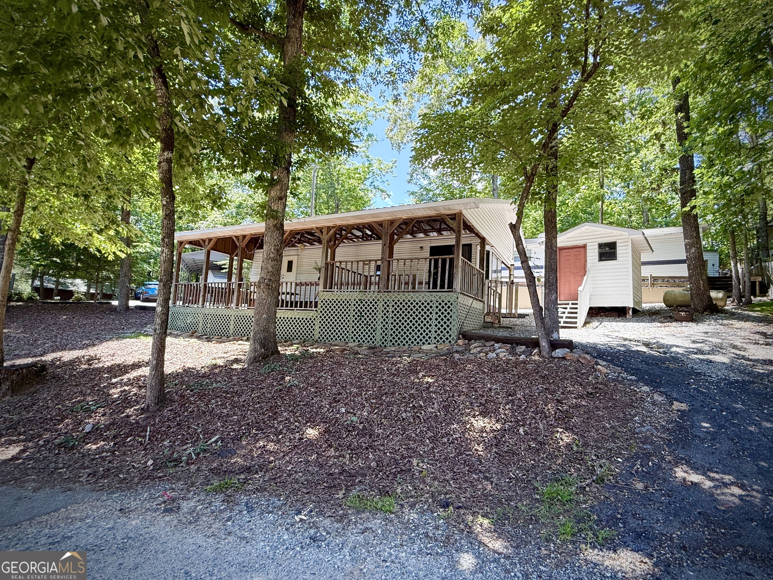 151 Cindy Parkway Property Photo 1