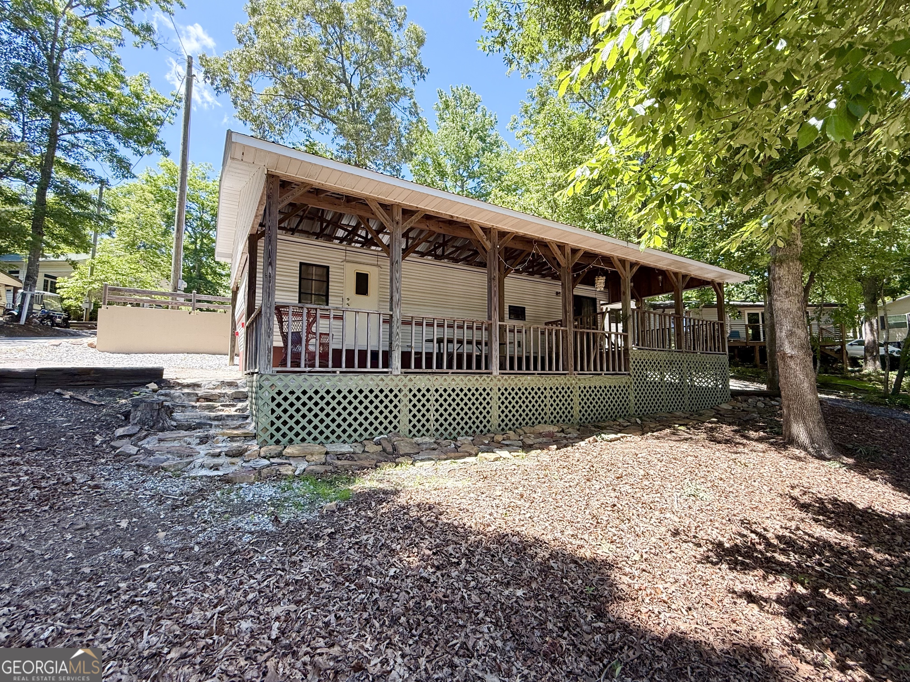 151 Cindy Parkway Property Photo 17