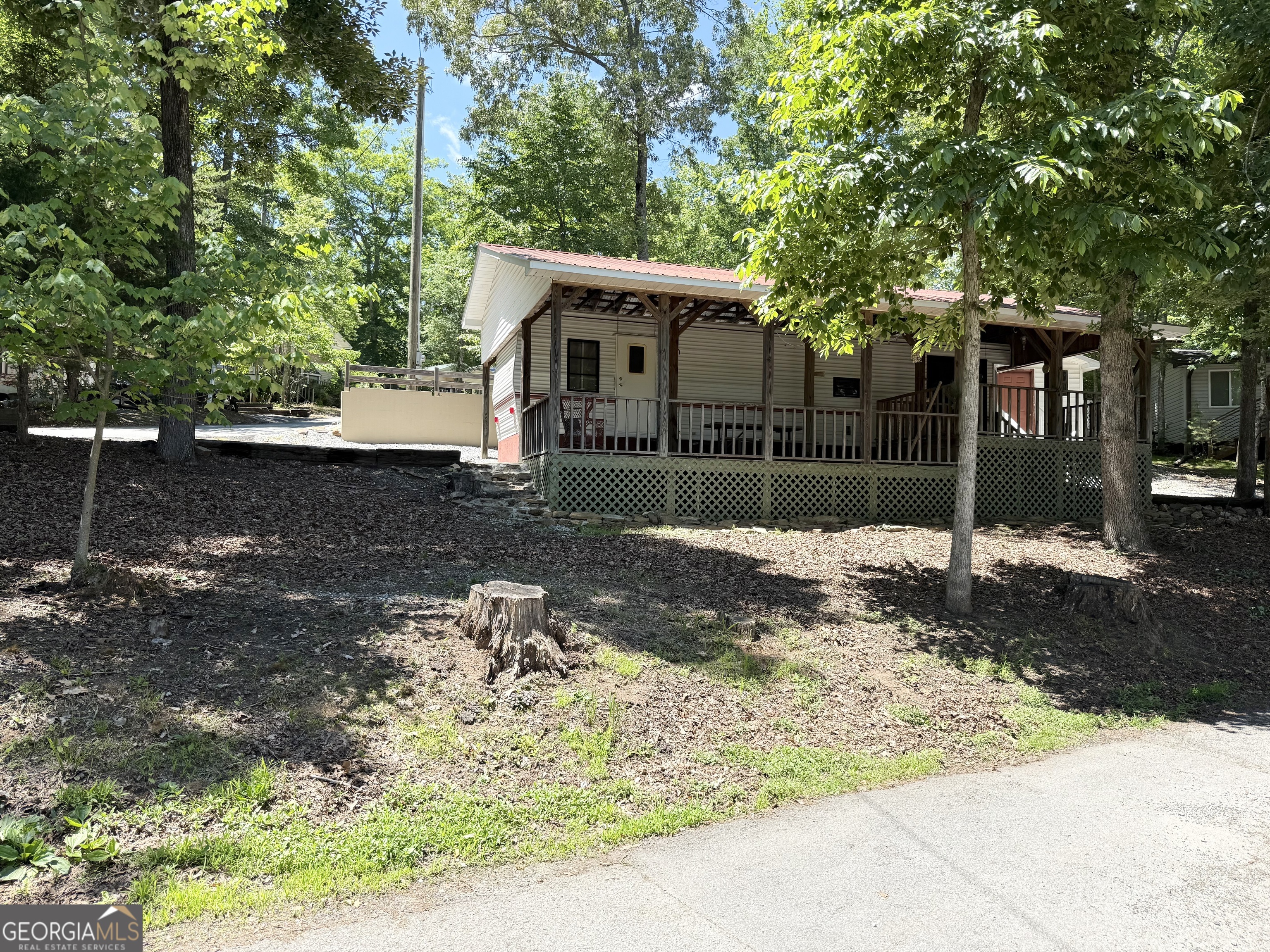 151 Cindy Parkway Property Photo 18