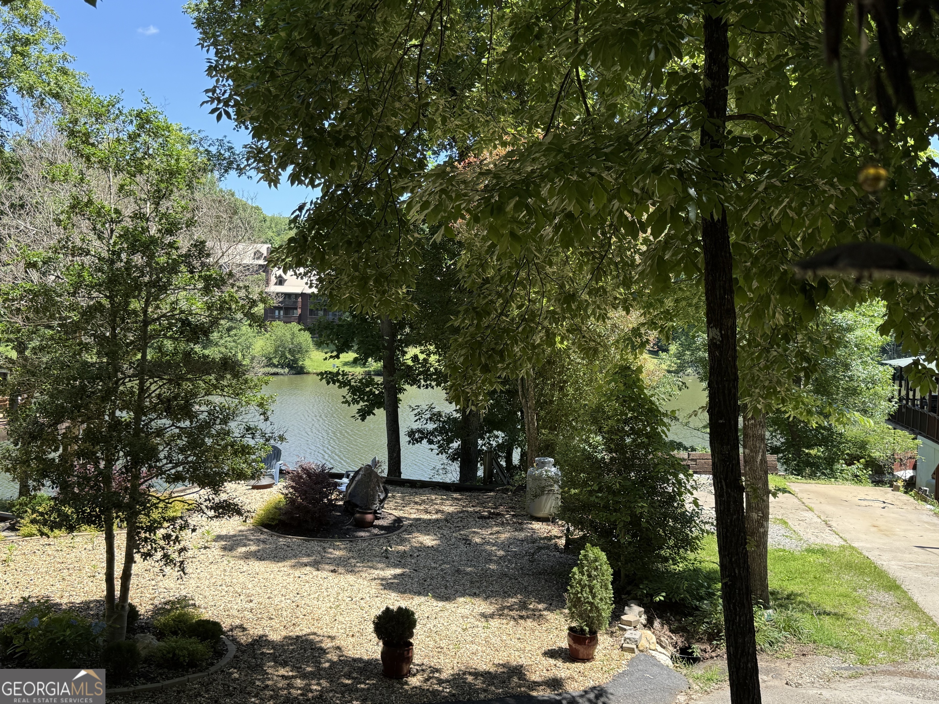 151 Cindy Parkway Property Photo 22