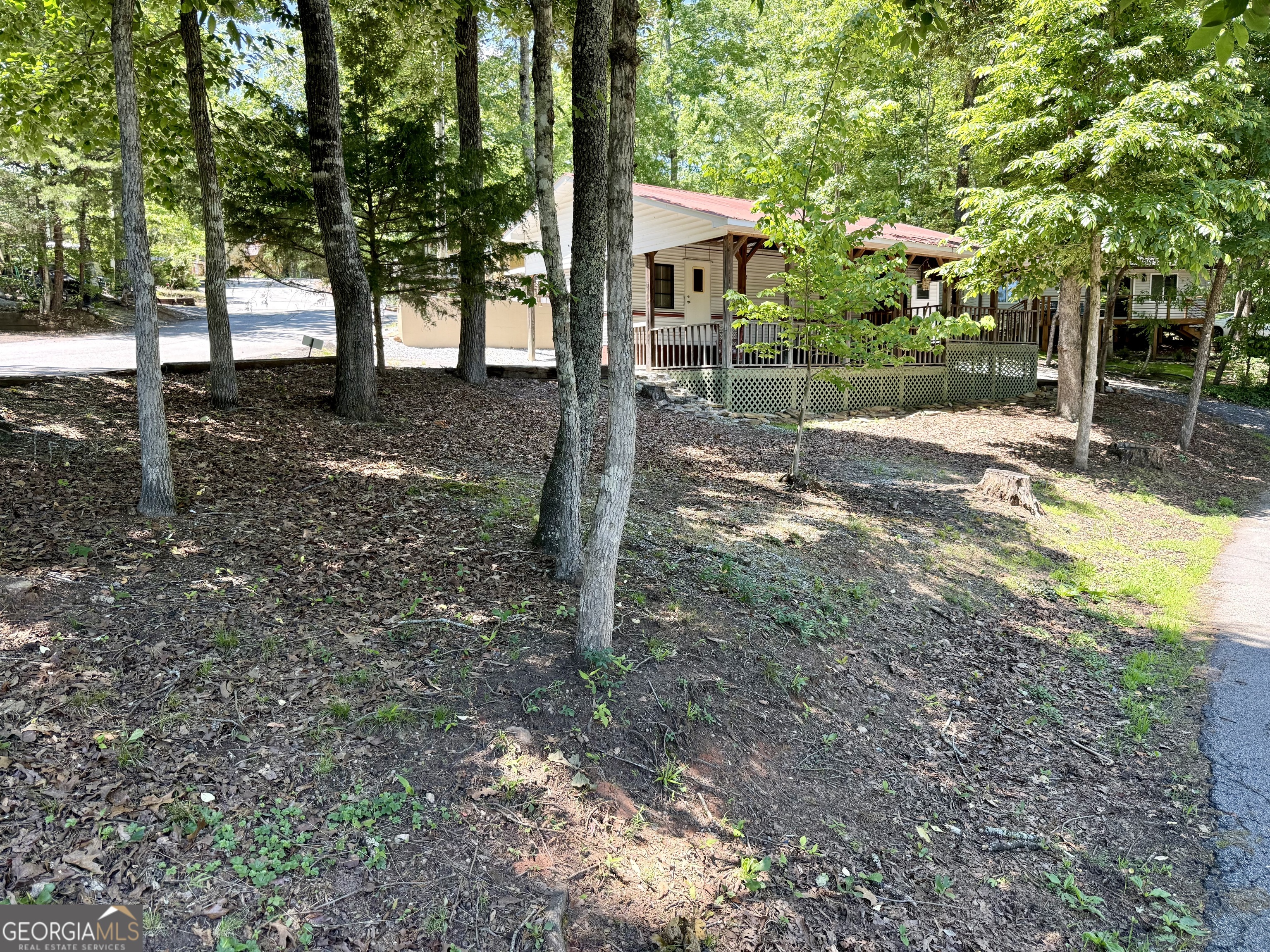 151 Cindy Parkway Property Photo 27