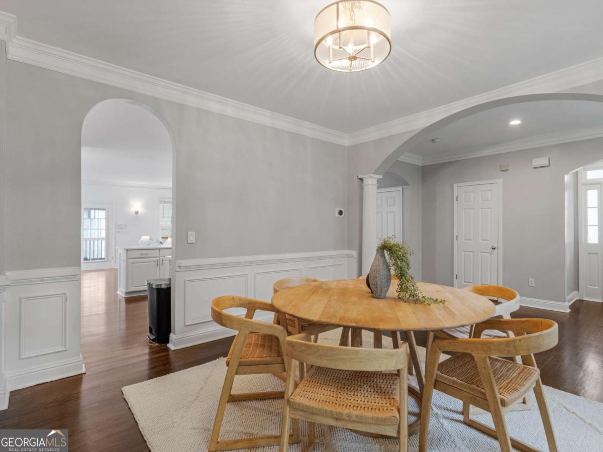 1452 Sylvan Circle Property Photo 8