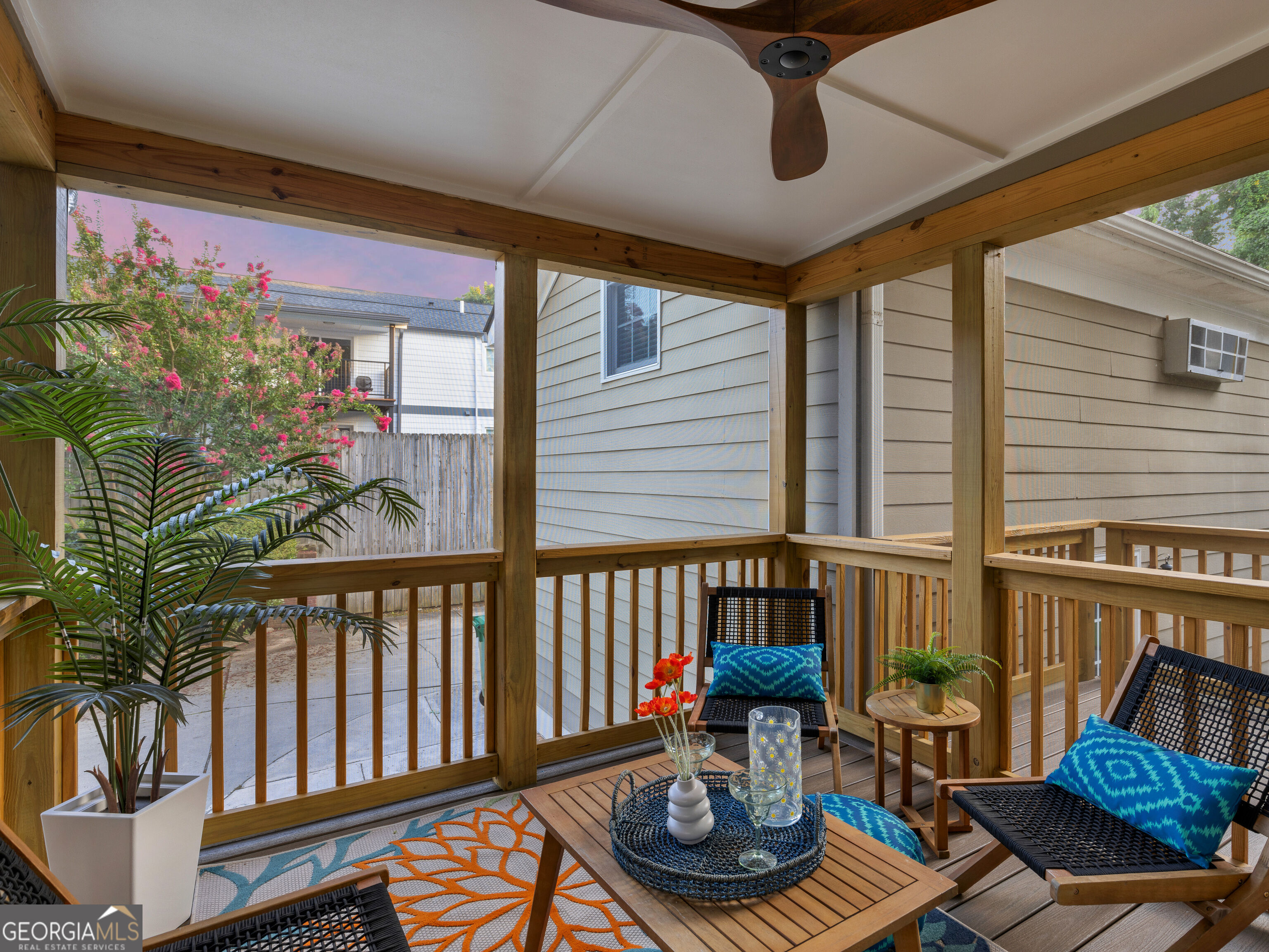 1452 Sylvan Circle Property Photo 16