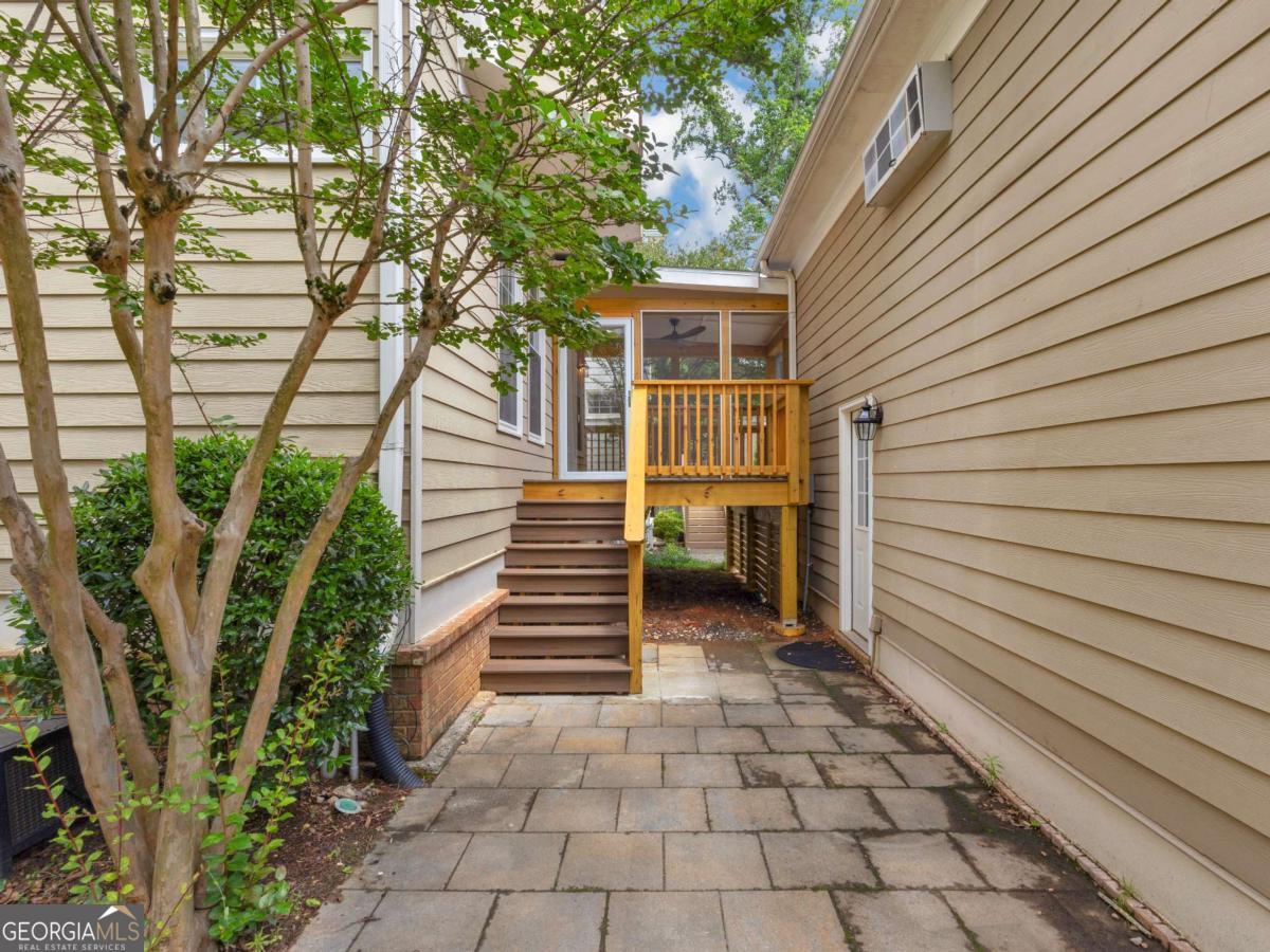 1452 Sylvan Circle Property Photo 40