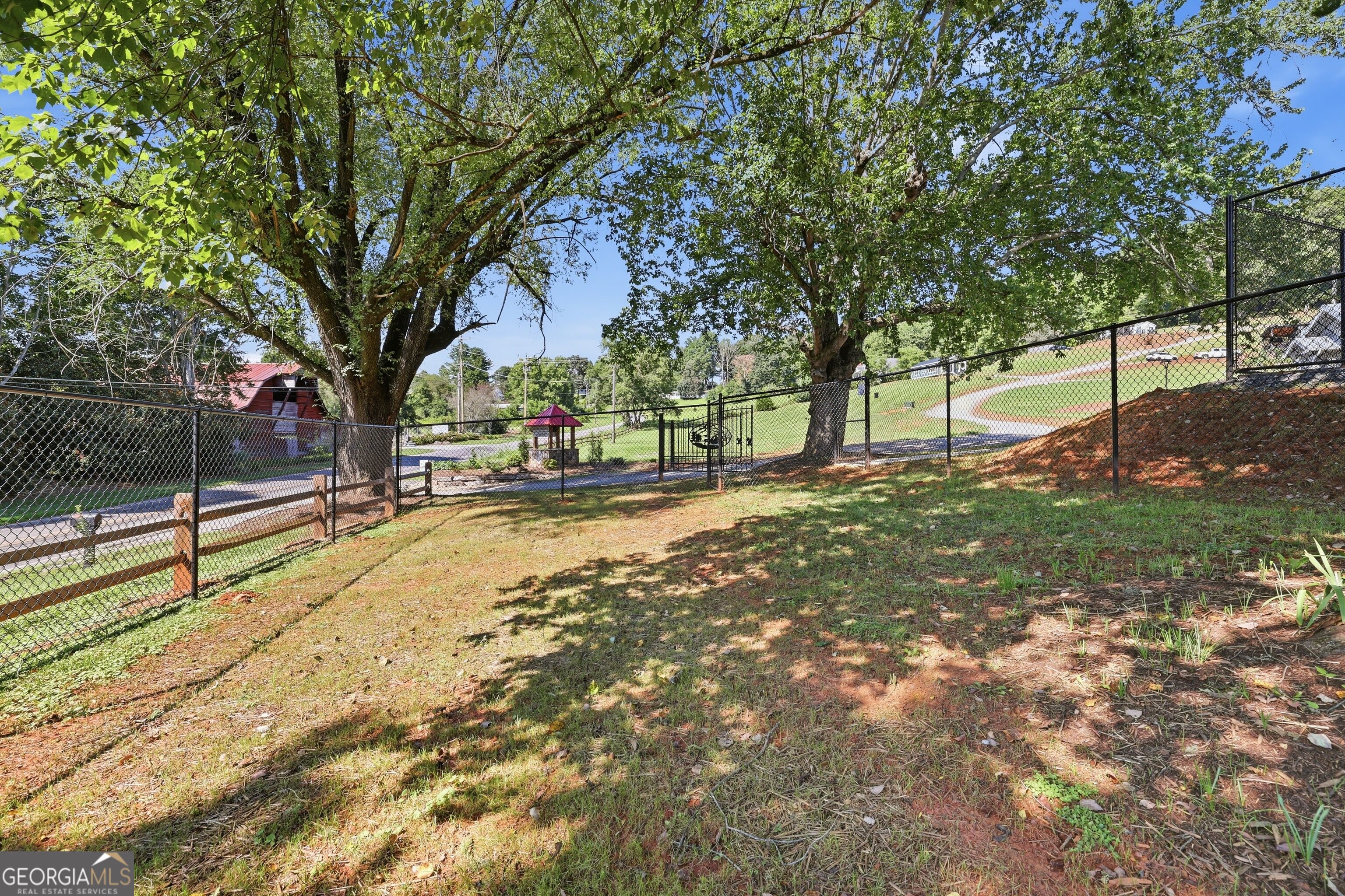527 Saunders Road Lot 25 Property Photo 41