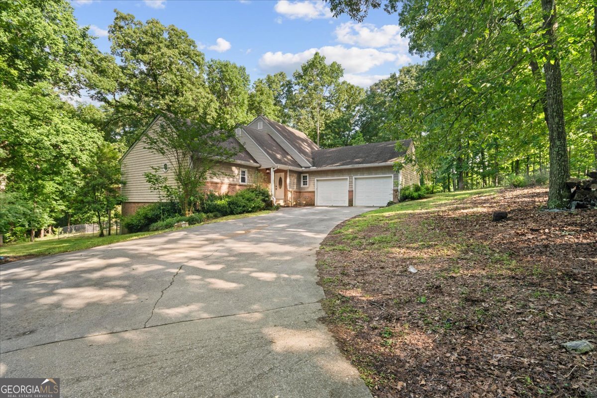 4700 Loftwood Drive Property Photo 1