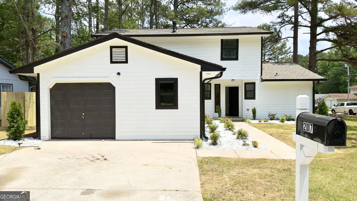 2070 Mallard Way Property Photo 2
