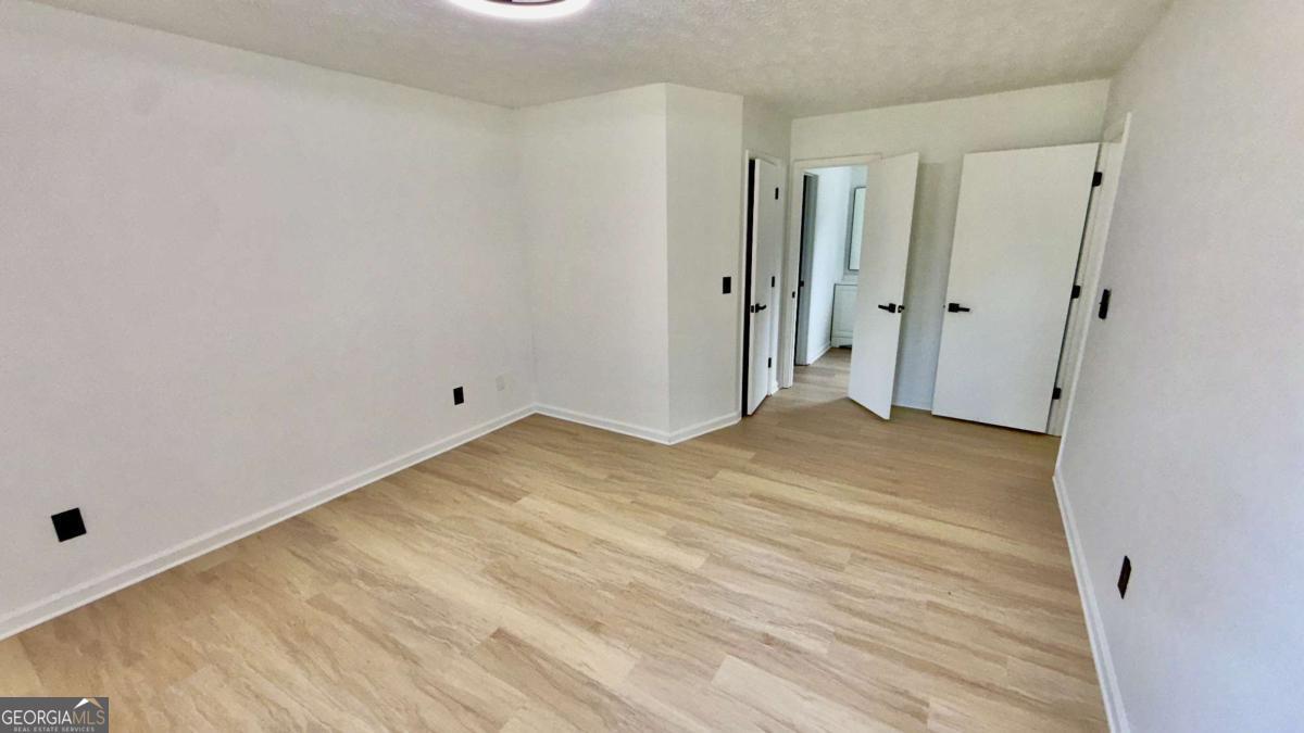 2070 Mallard Way Property Photo 12