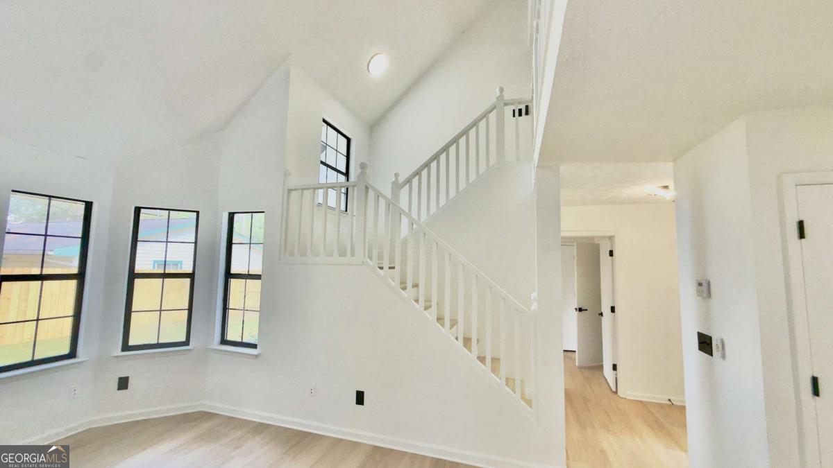 2070 Mallard Way Property Photo 14