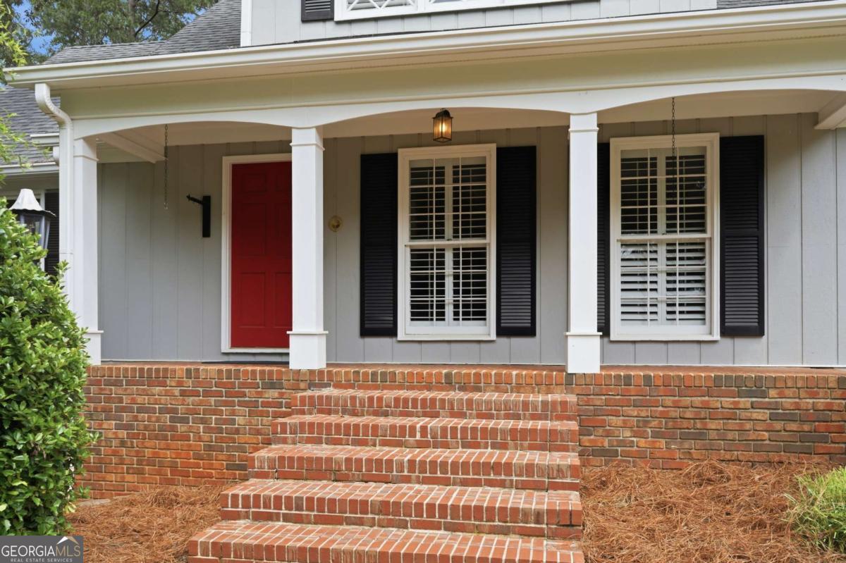 2 Walnut Drive Property Photo 6