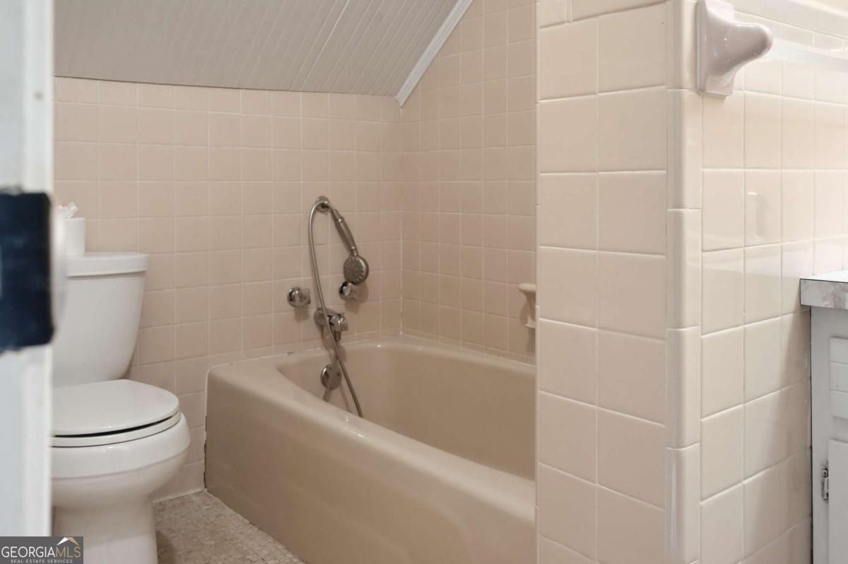 2 Walnut Drive Property Photo 38