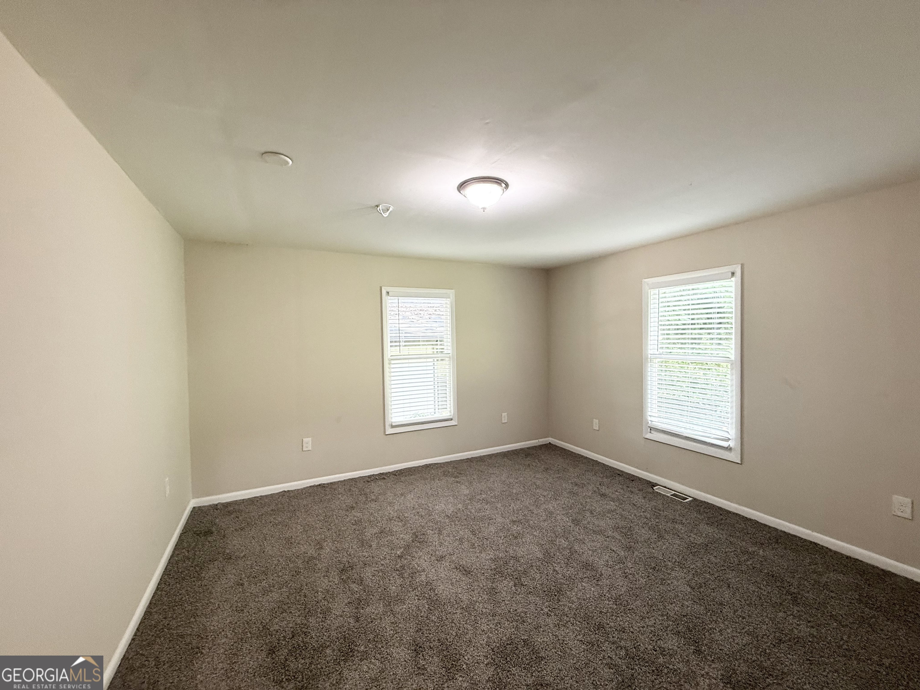 2159 Macon Drive Property Photo 7