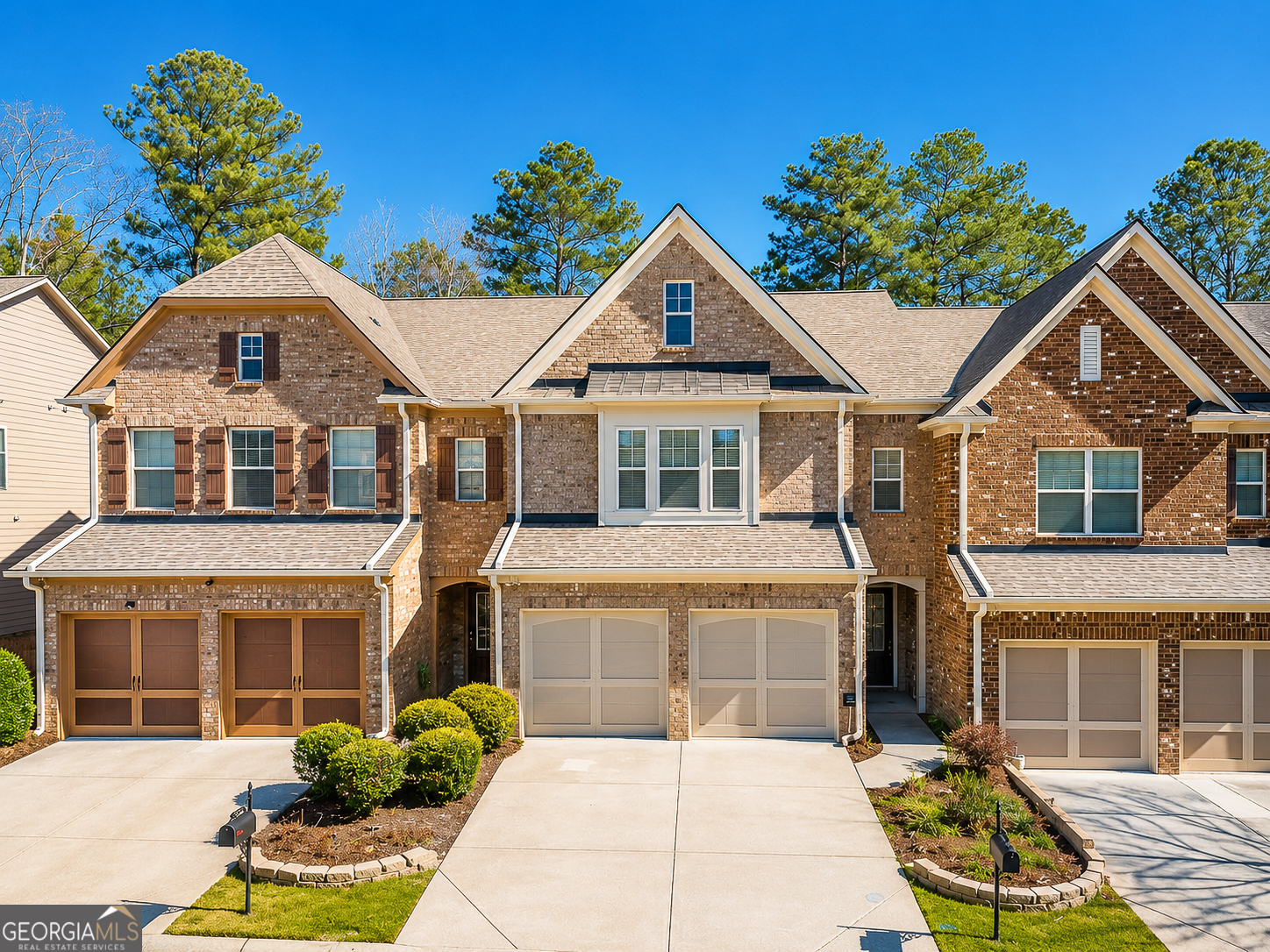 1615 Faircrest Lane Property Photo 1