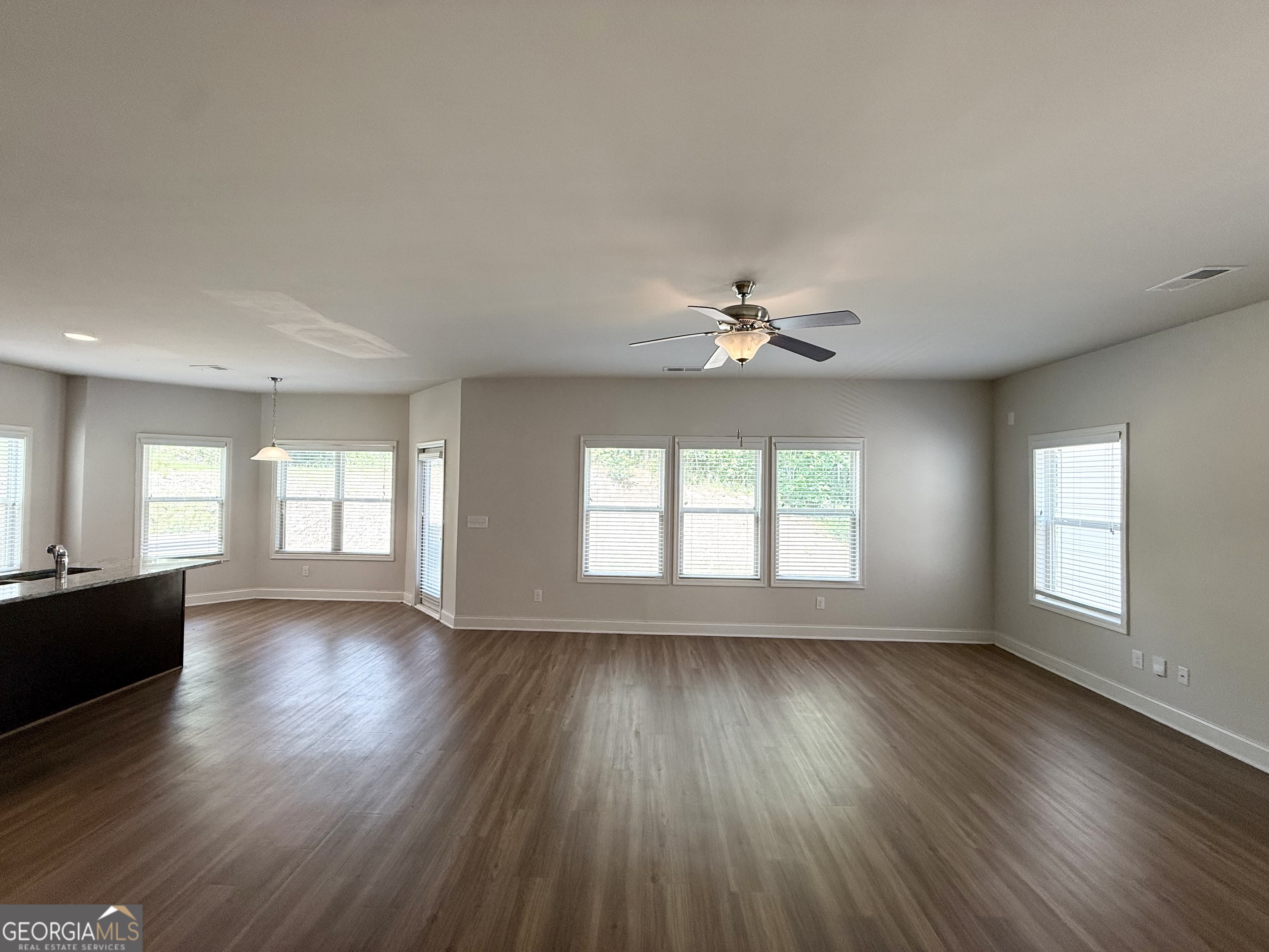 255 Dublin Way Property Photo 4