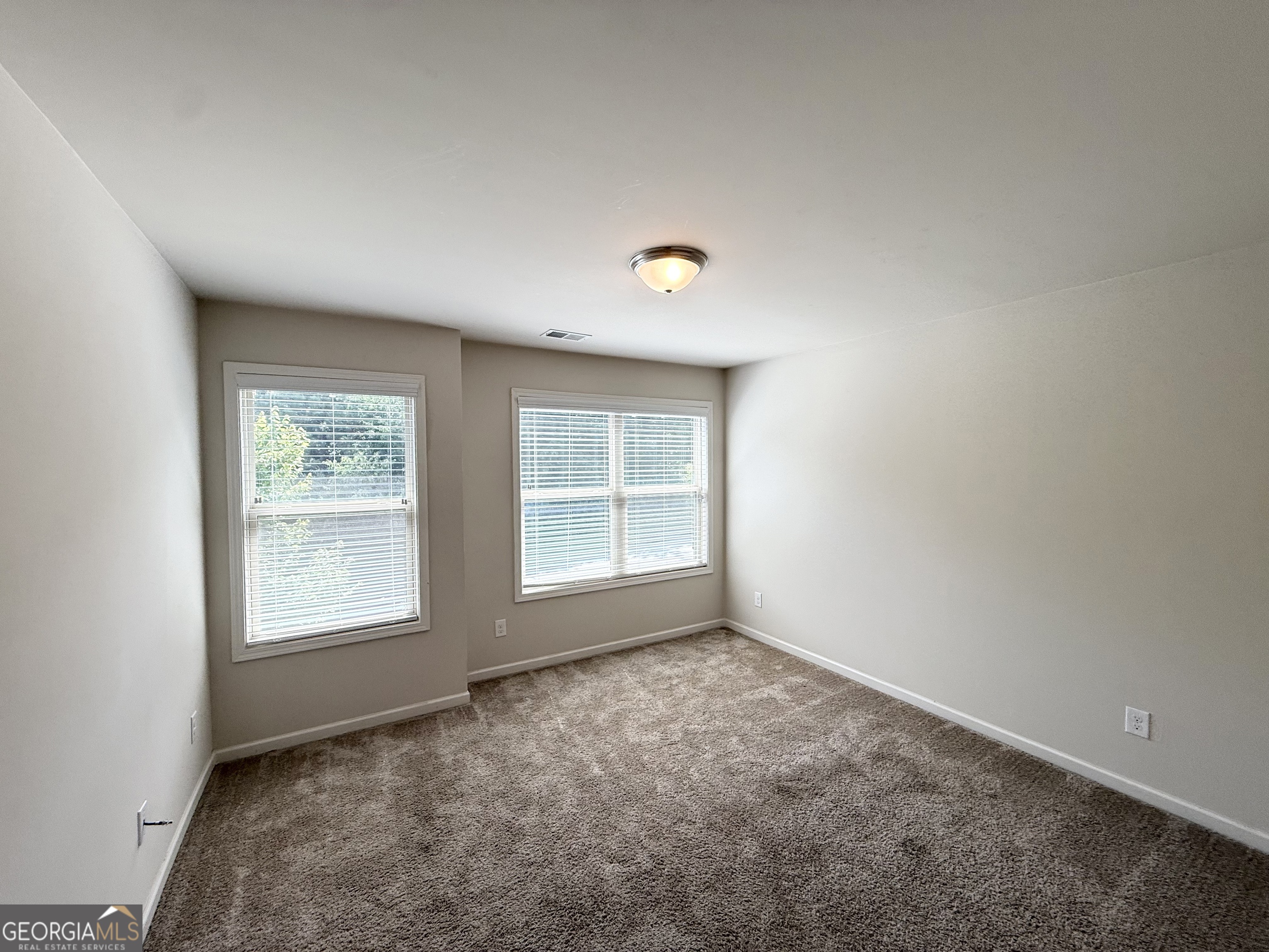 255 Dublin Way Property Photo 8