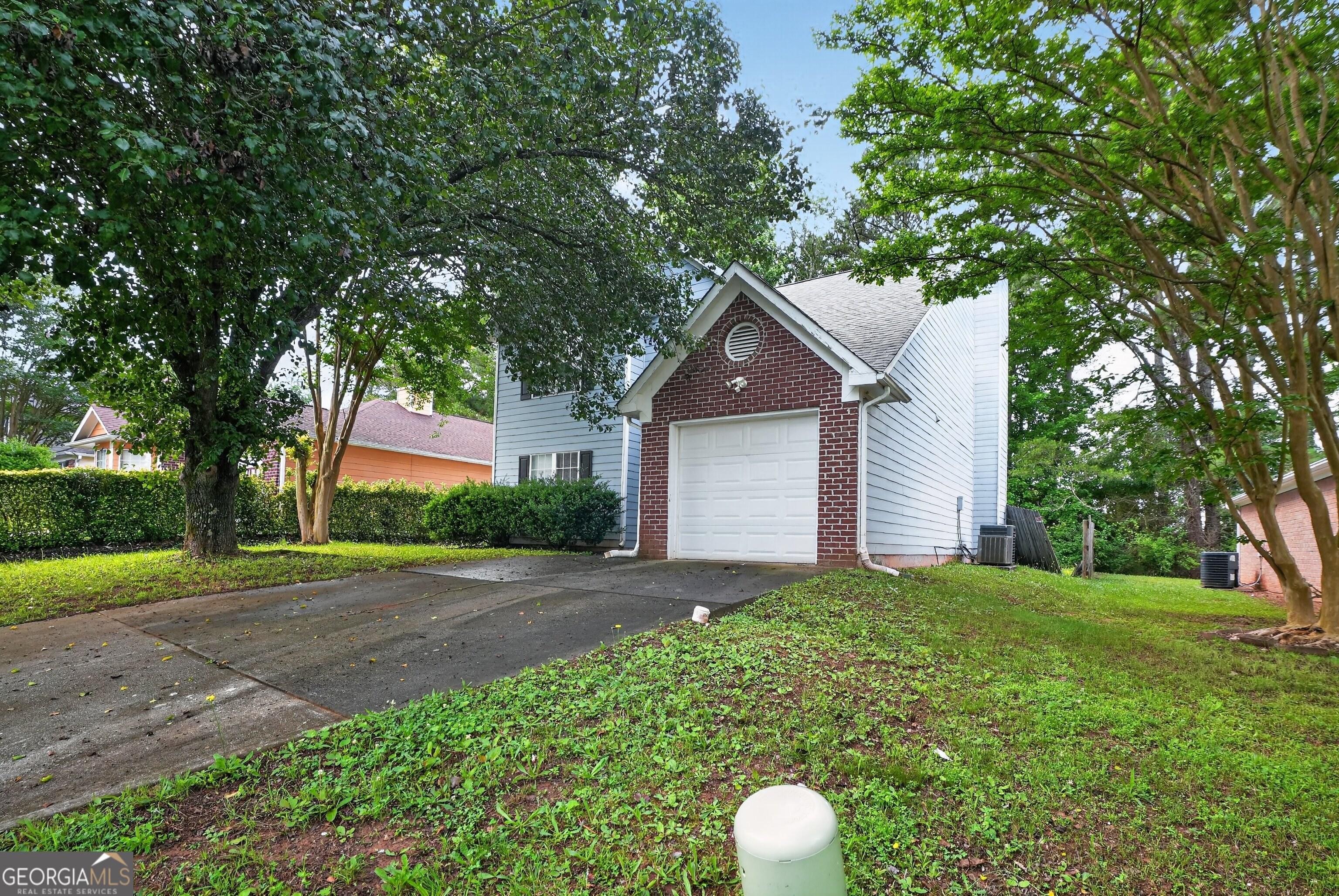 6307 Klondike River Road Property Photo 3