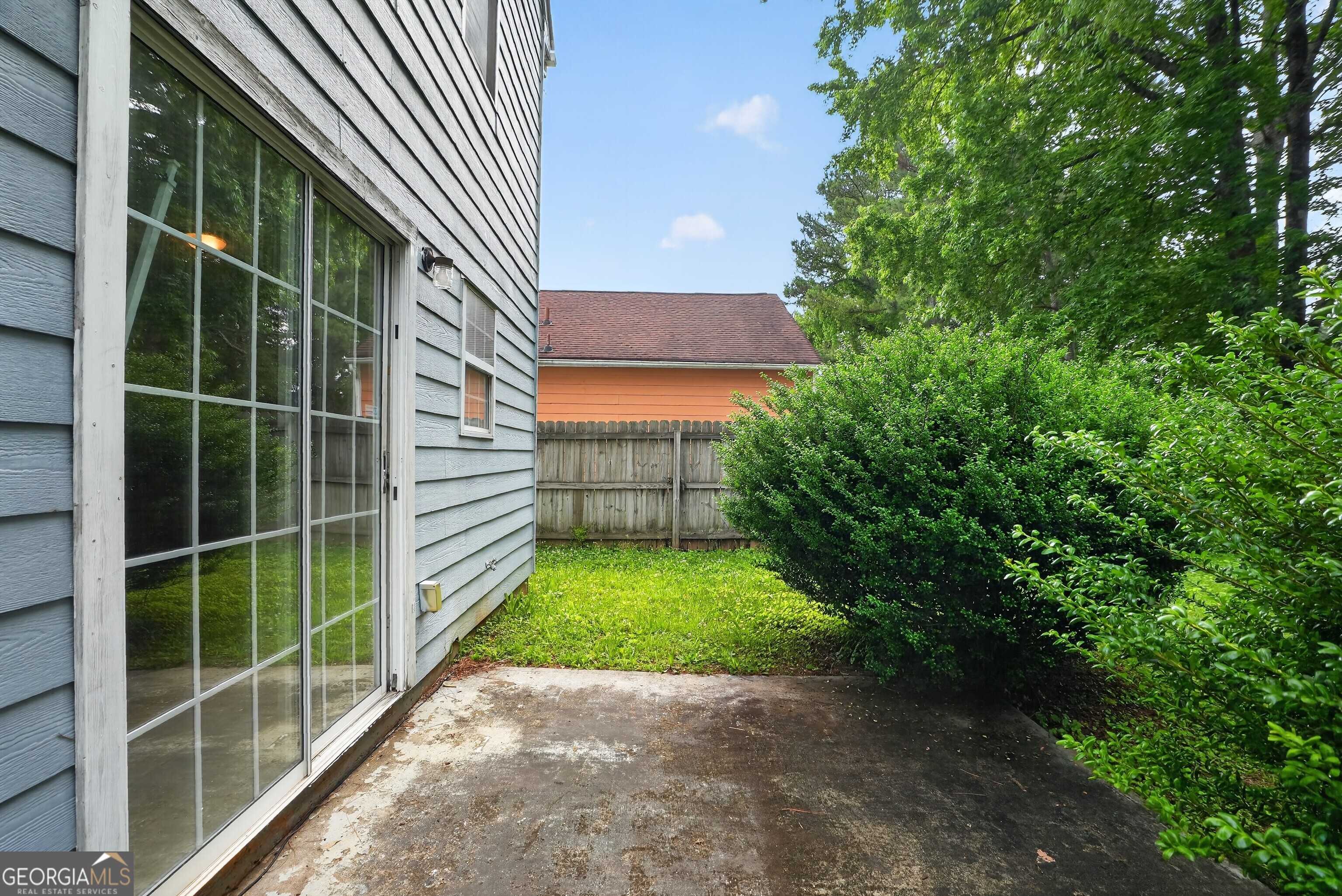 6307 Klondike River Road Property Photo 6