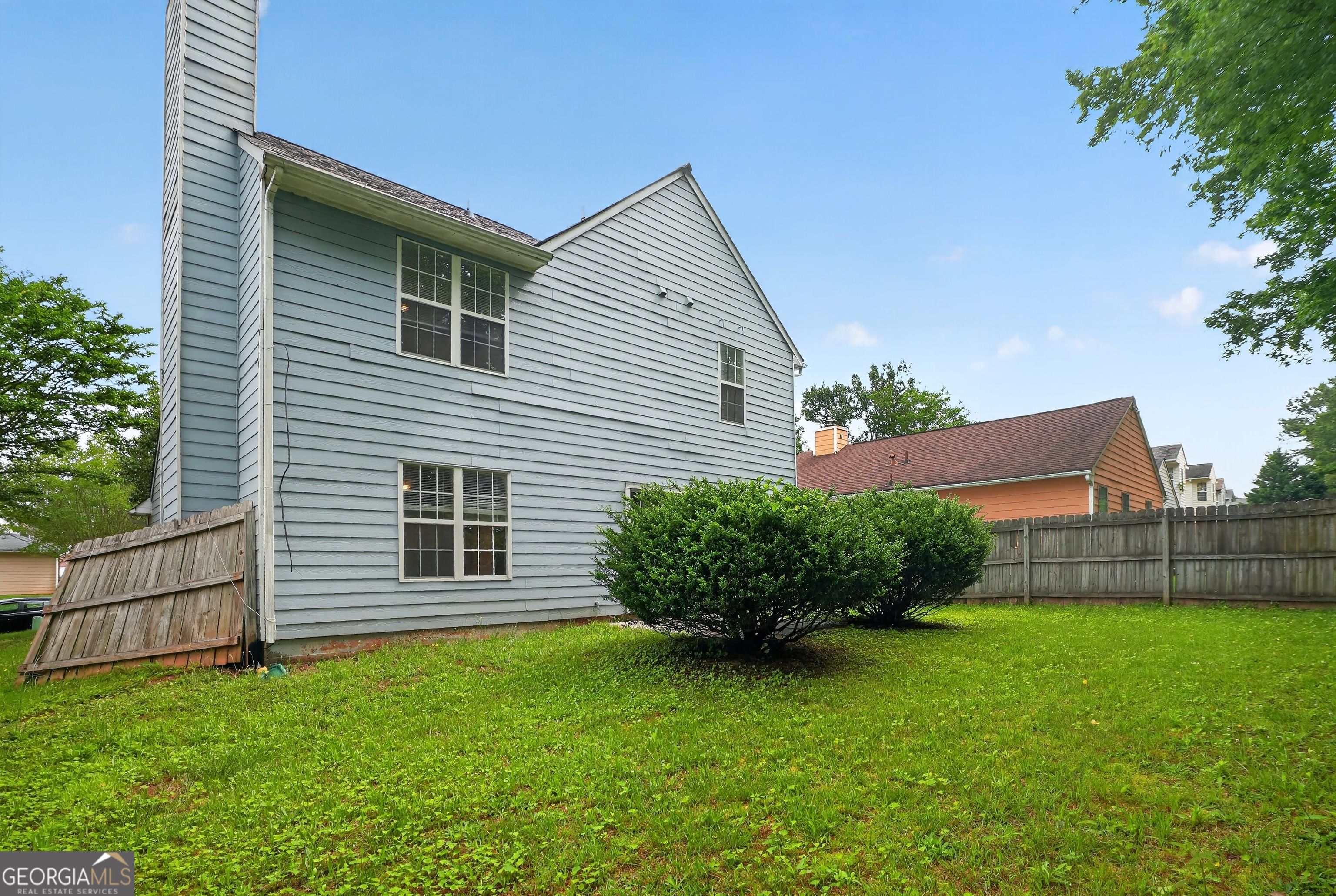 6307 Klondike River Road Property Photo 9