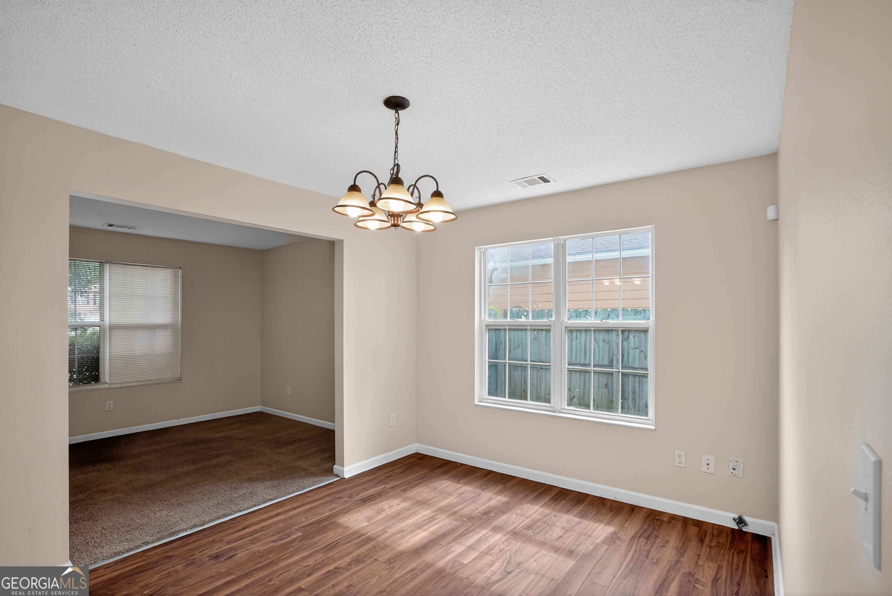 6307 Klondike River Road Property Photo 24