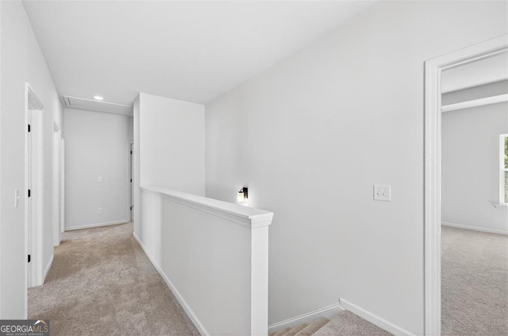 703 Sinclair Lane Property Photo 16