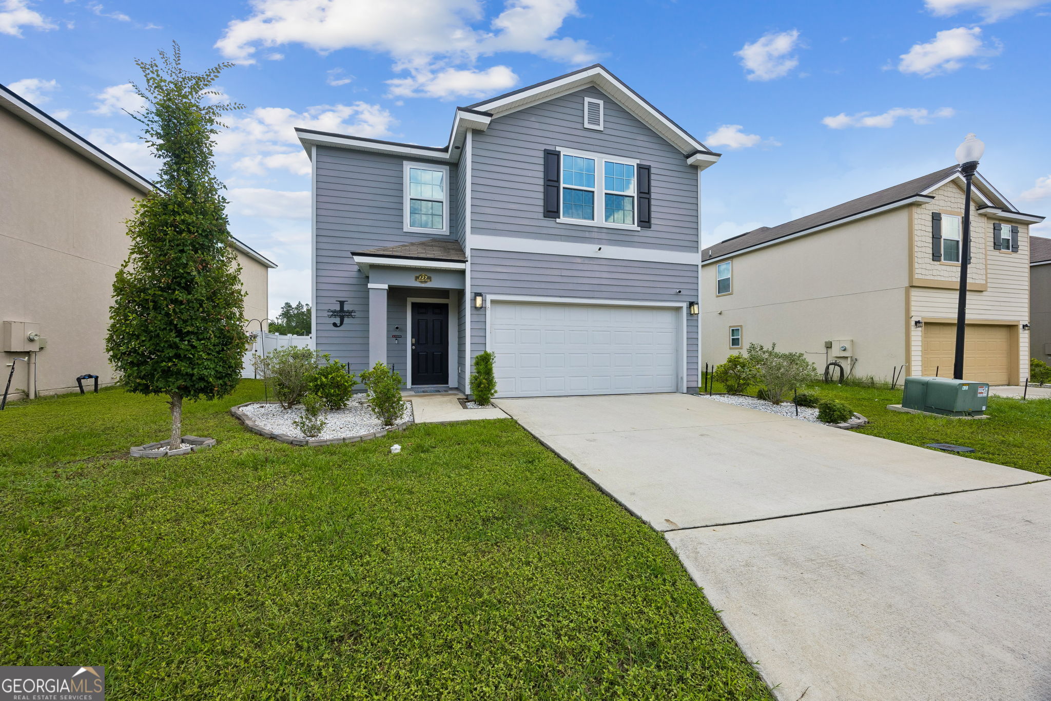 127 Ashwood Circle Property Photo 1