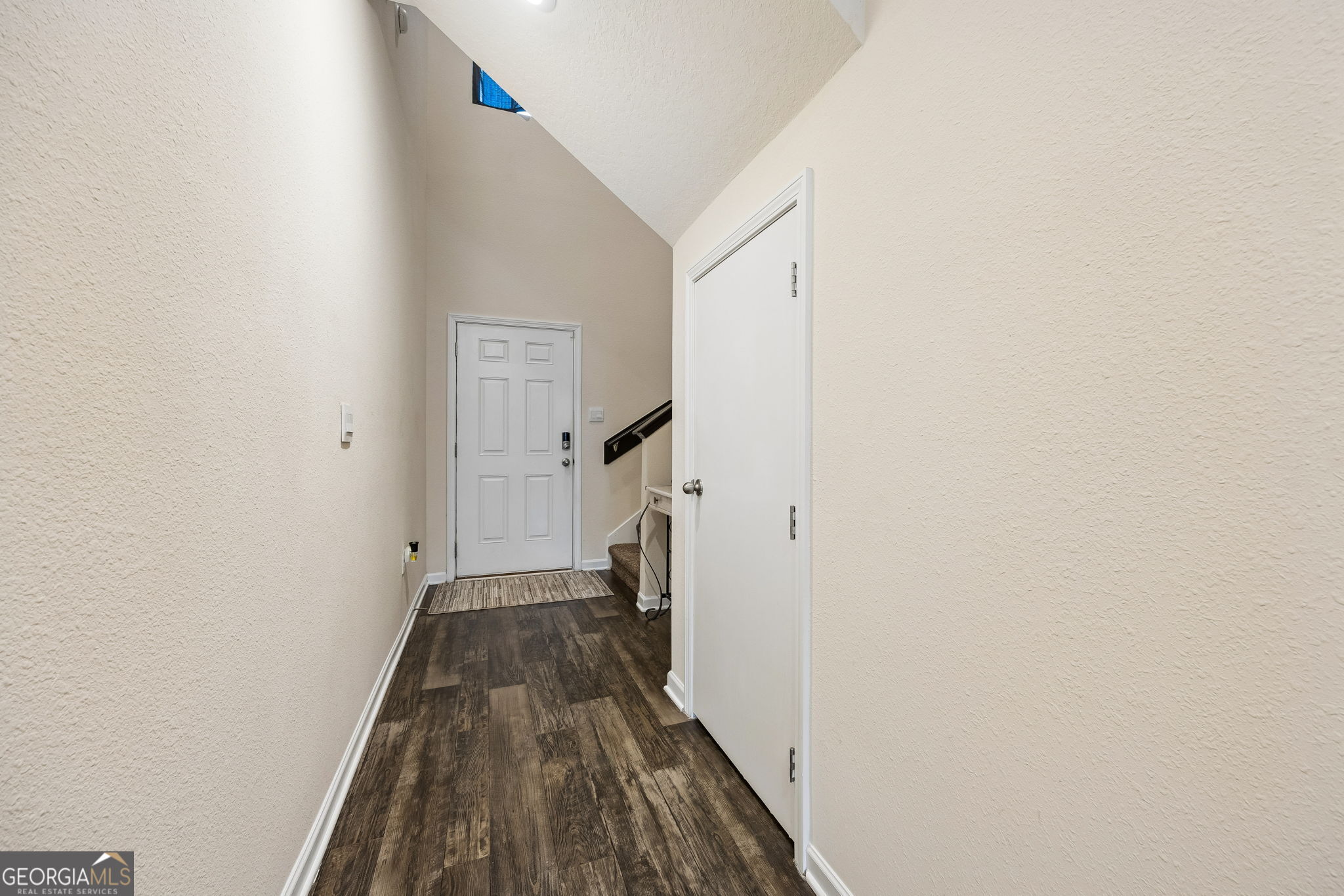127 Ashwood Circle Property Photo 7