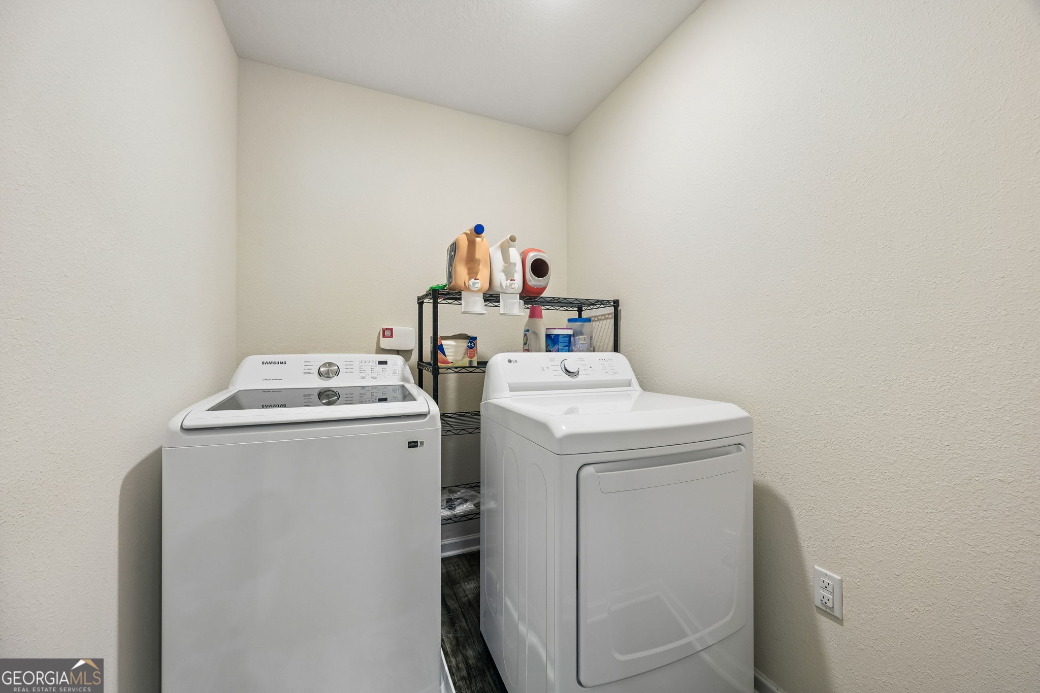 127 Ashwood Circle Property Photo 44