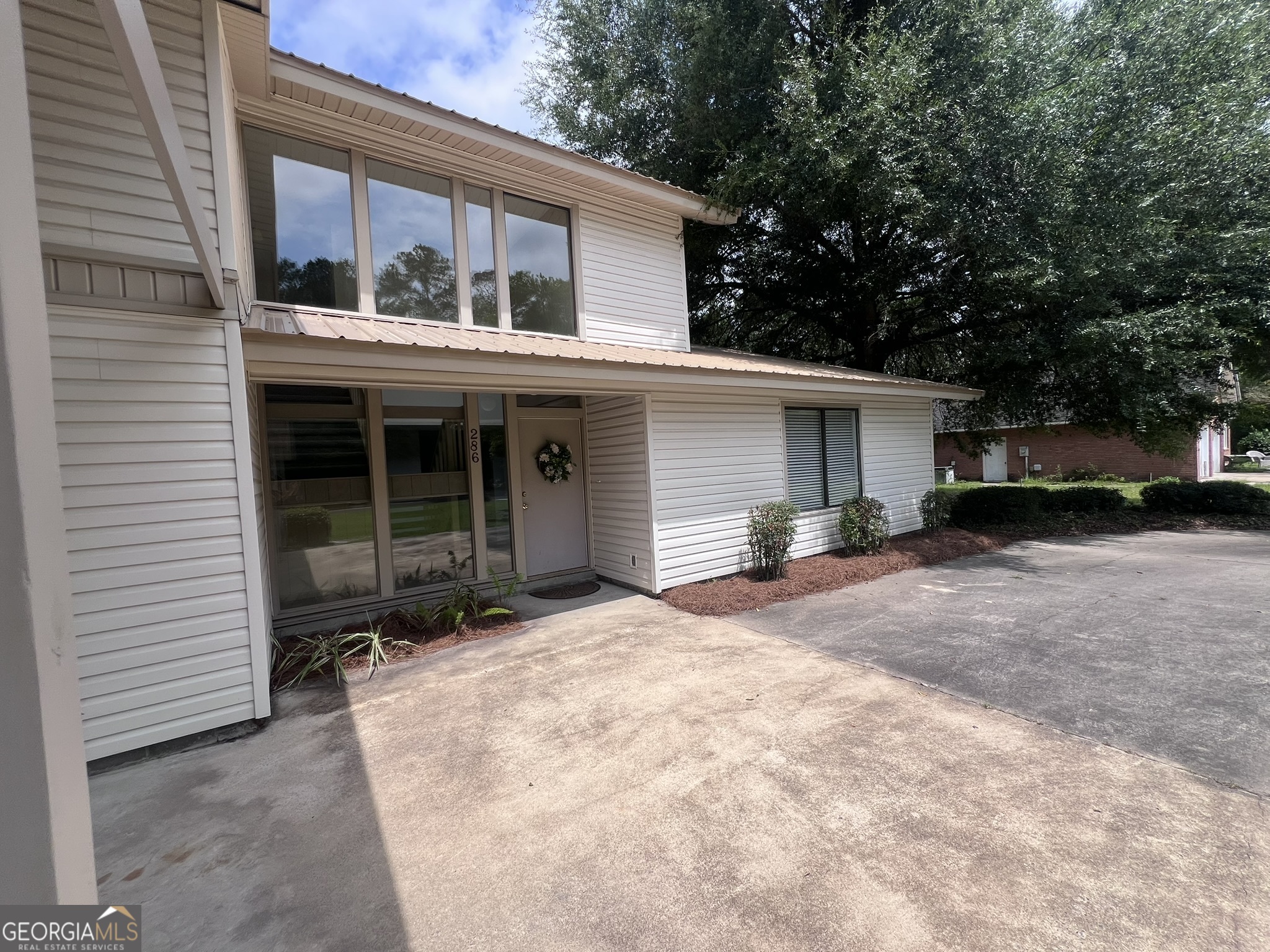 286 Stonington Lane Property Photo 7