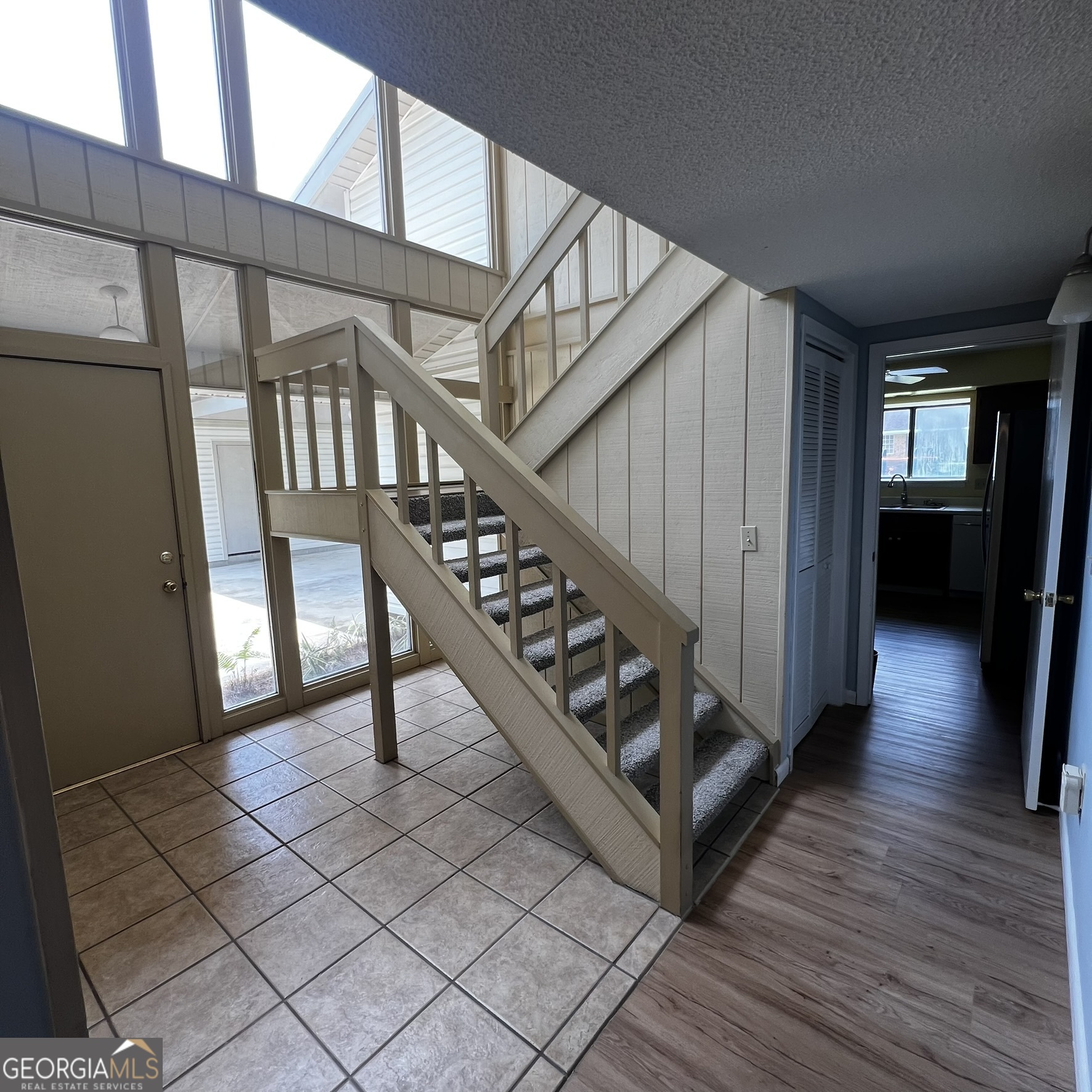 286 Stonington Lane Property Photo 8