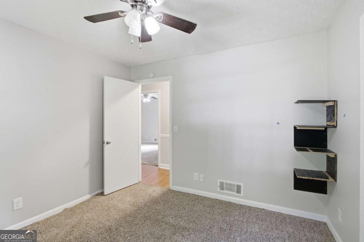 2671 Pine Log Way Property Photo 14
