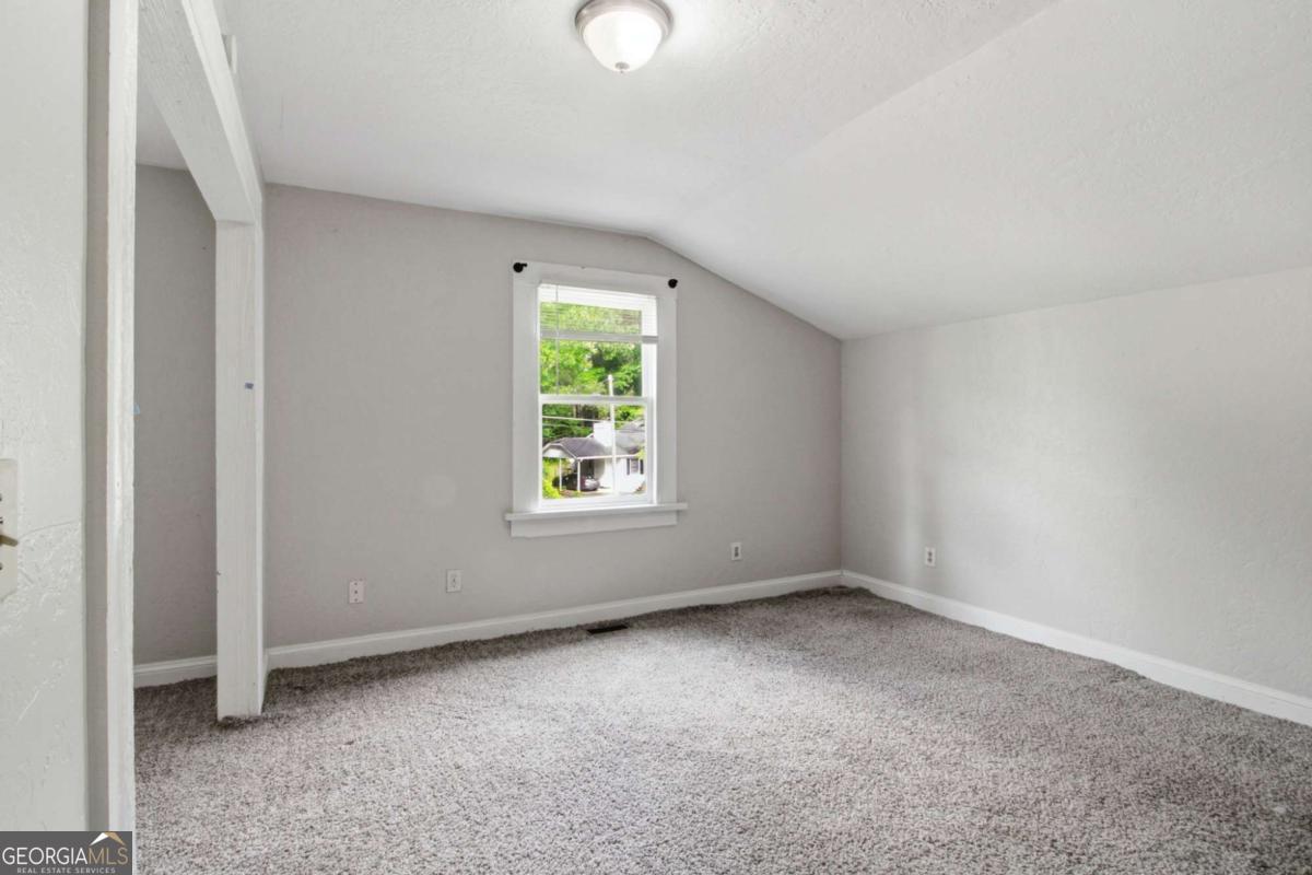 2671 Pine Log Way Property Photo 19