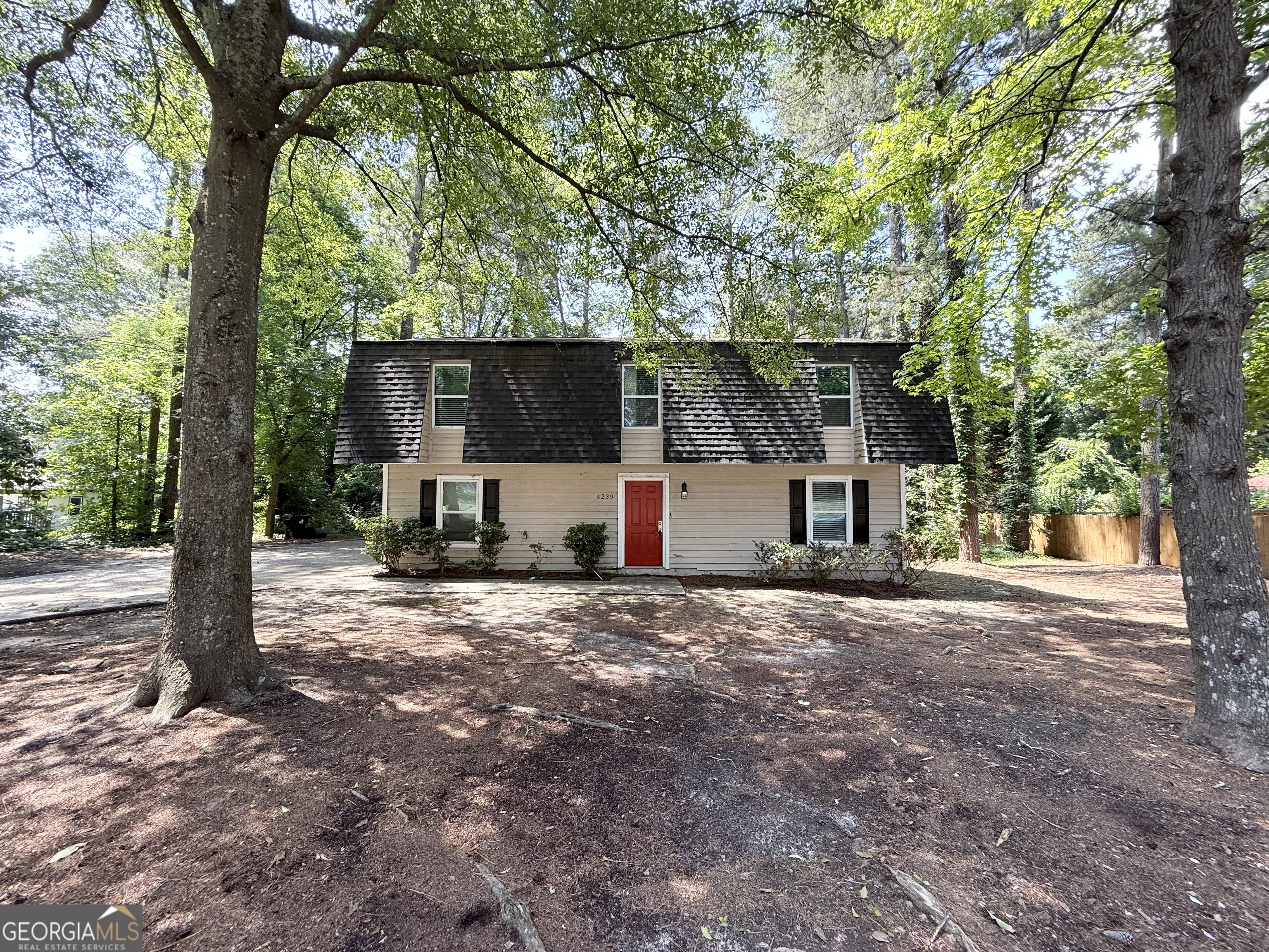 4239 Midway Drive Property Photo 2
