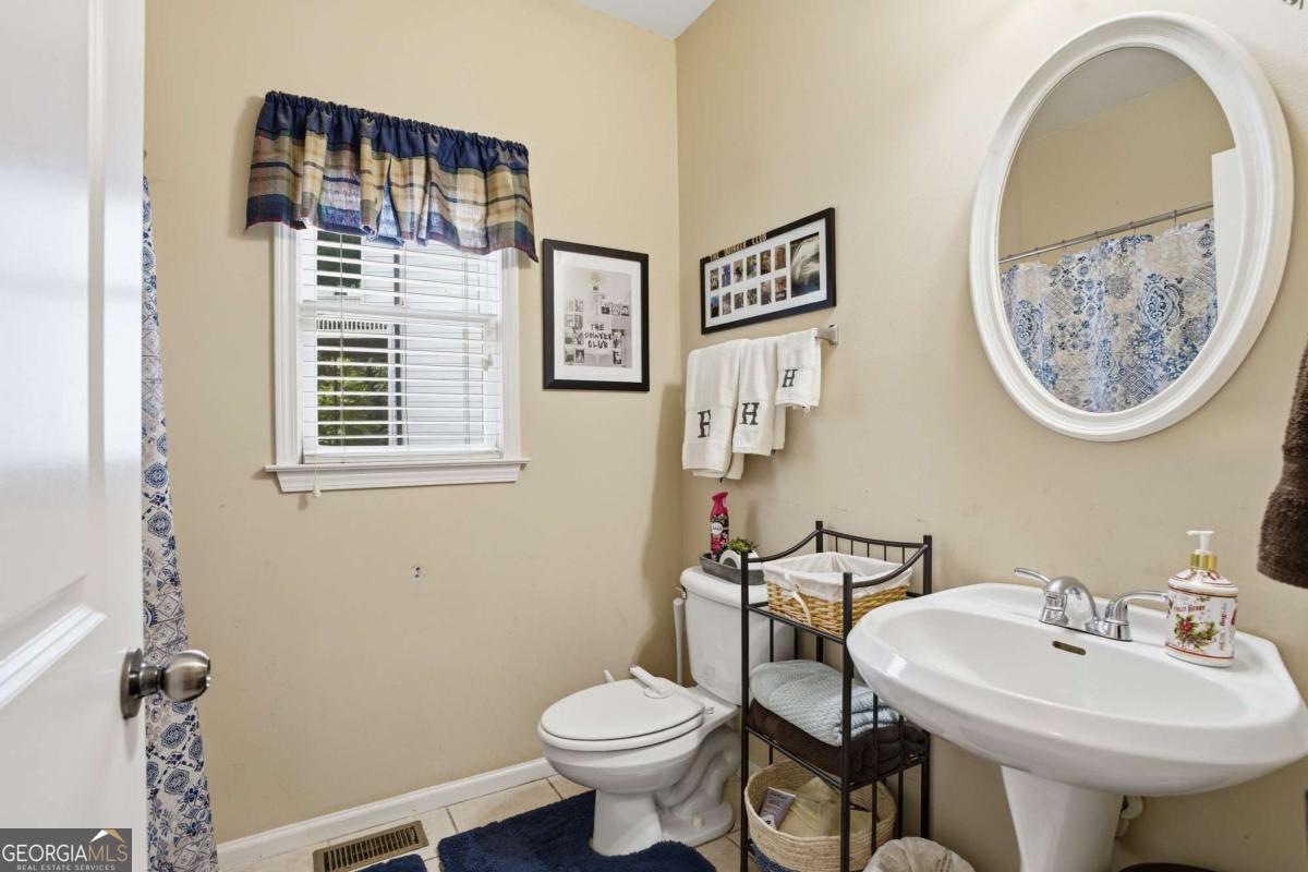 12 Laurel Way Ne Property Photo 8