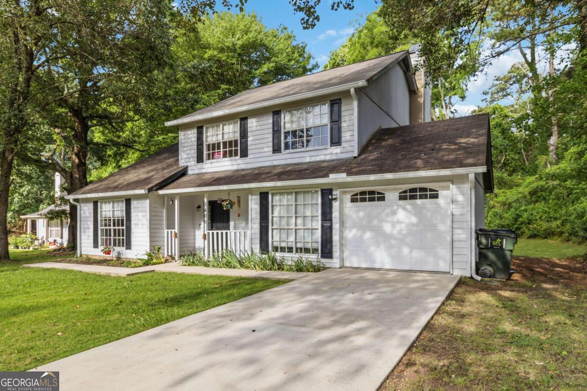 1405 Chelsea Downs Lane NE Property Photo 1