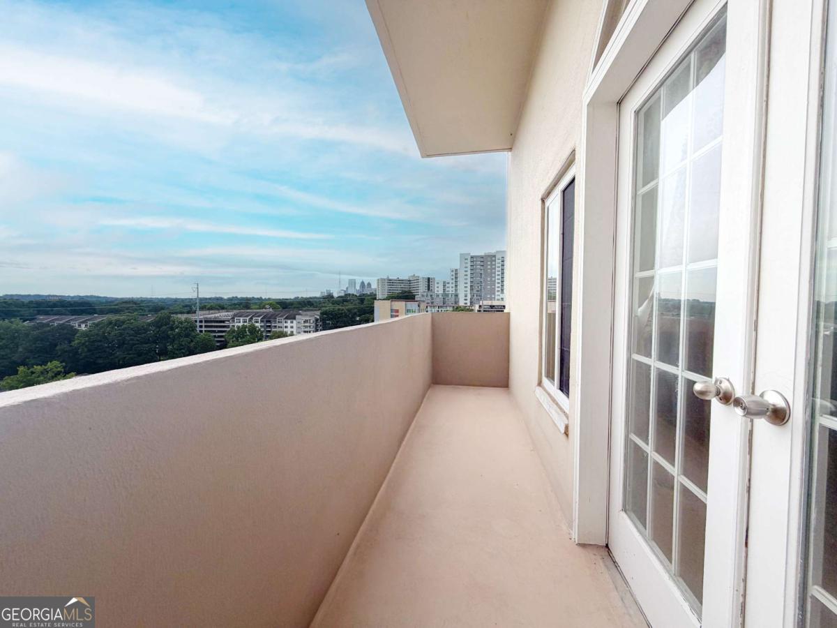 2161 Peachtree Road Ne # 708 Property Photo 15
