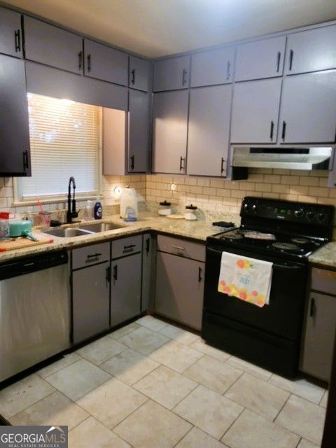 4480 Wood Hollow Court Property Photo 4
