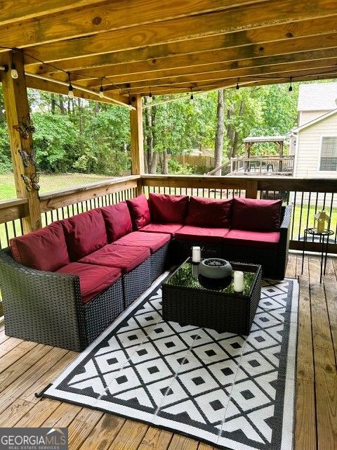 4480 Wood Hollow Court Property Photo 7