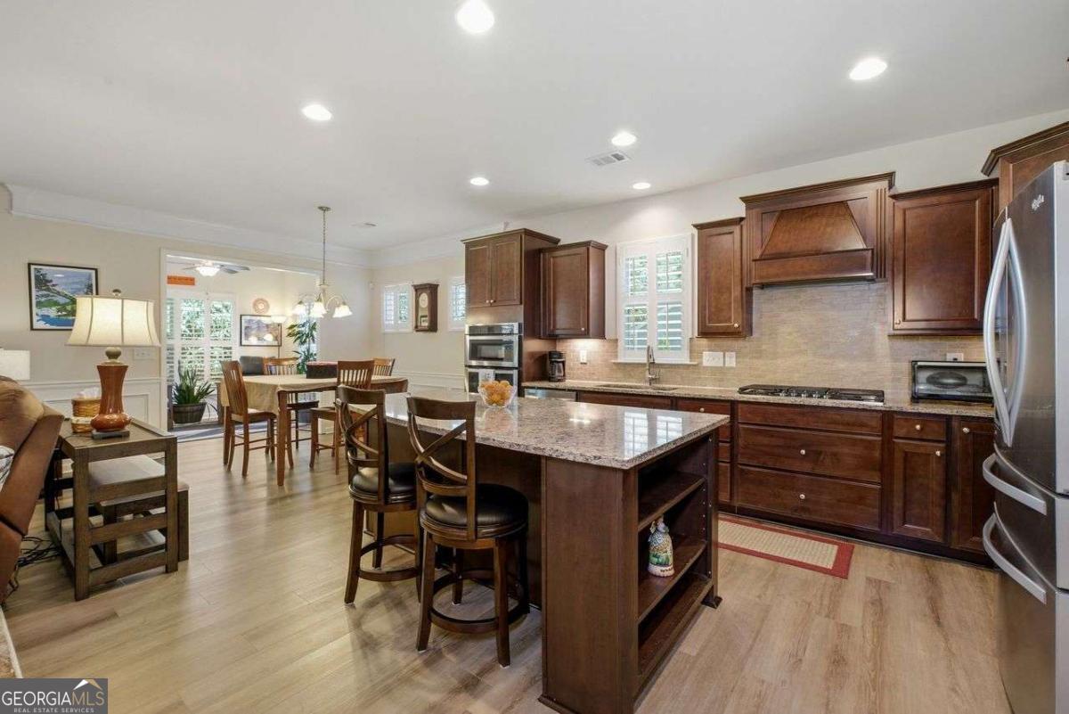 7455 Ashford Manor Way Property Photo 6