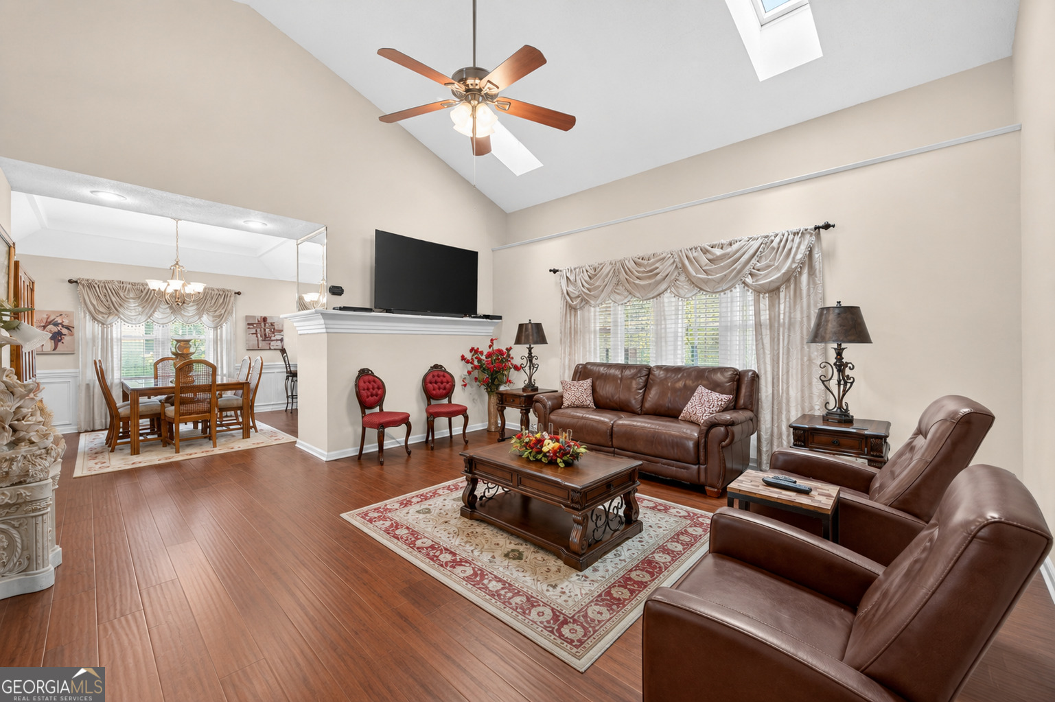2955 Hillcreek Drive Property Photo 1