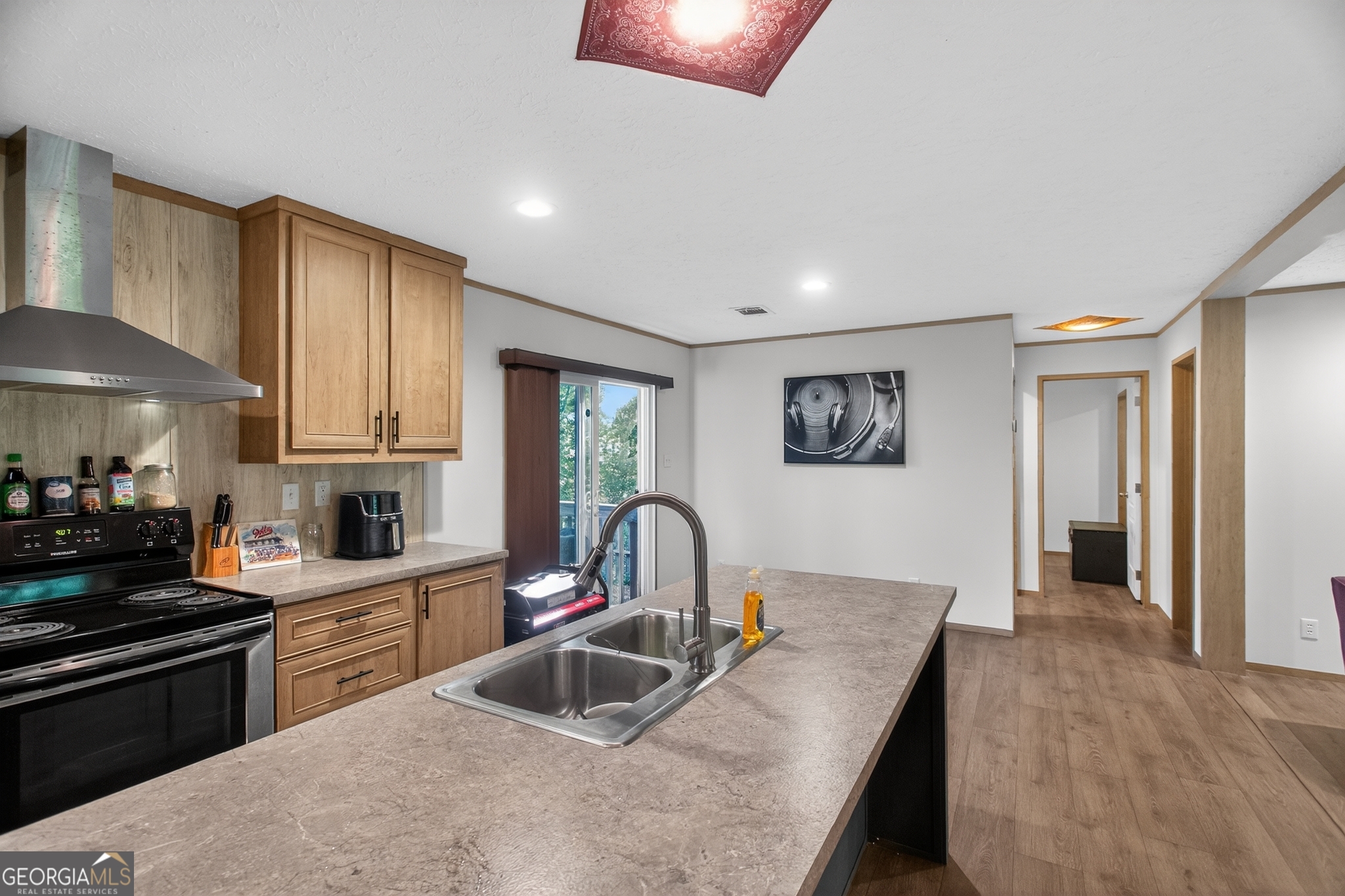 219 Compass Road Property Photo 10