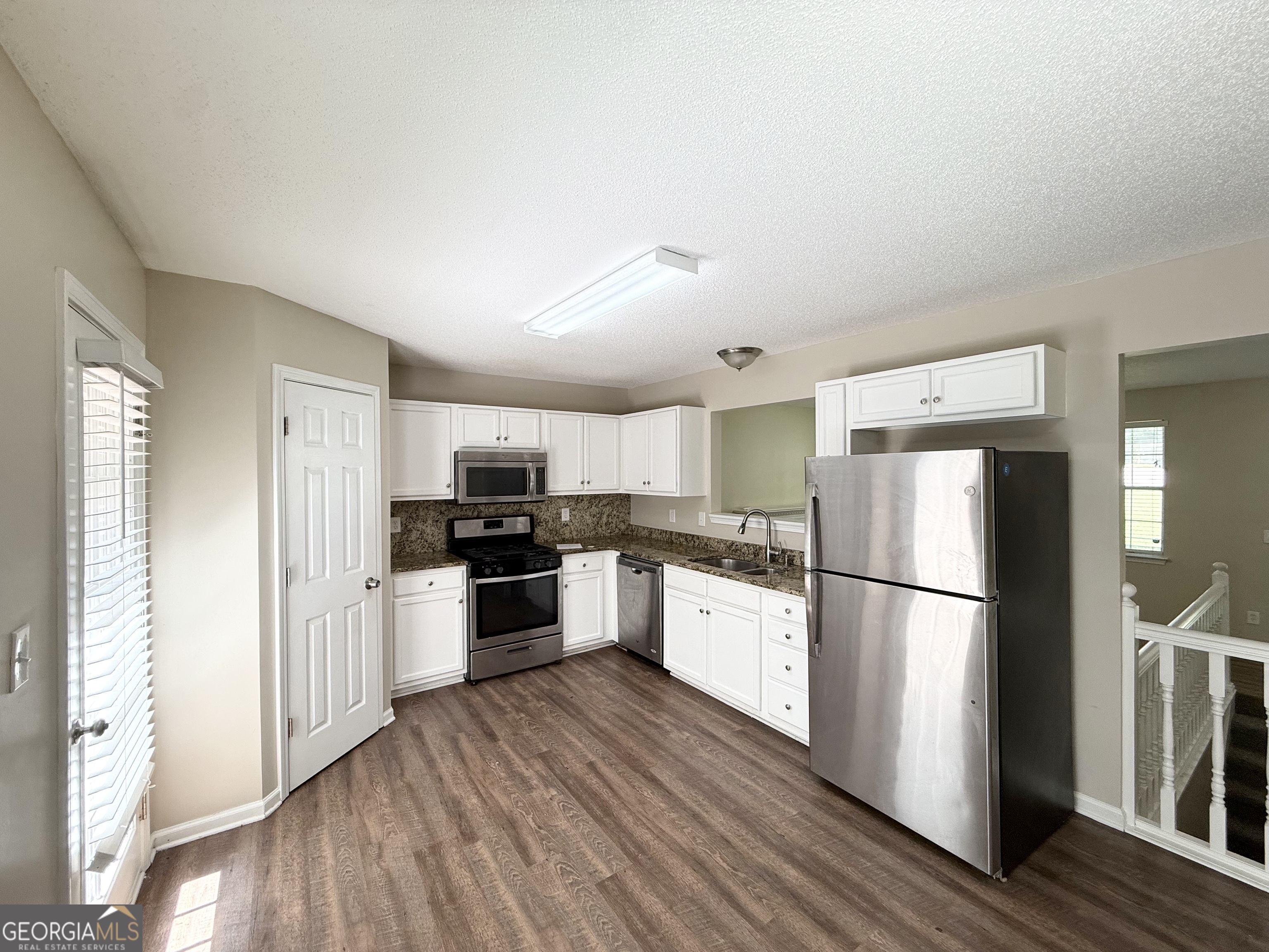 7420 Bristol Circle Property Photo 4