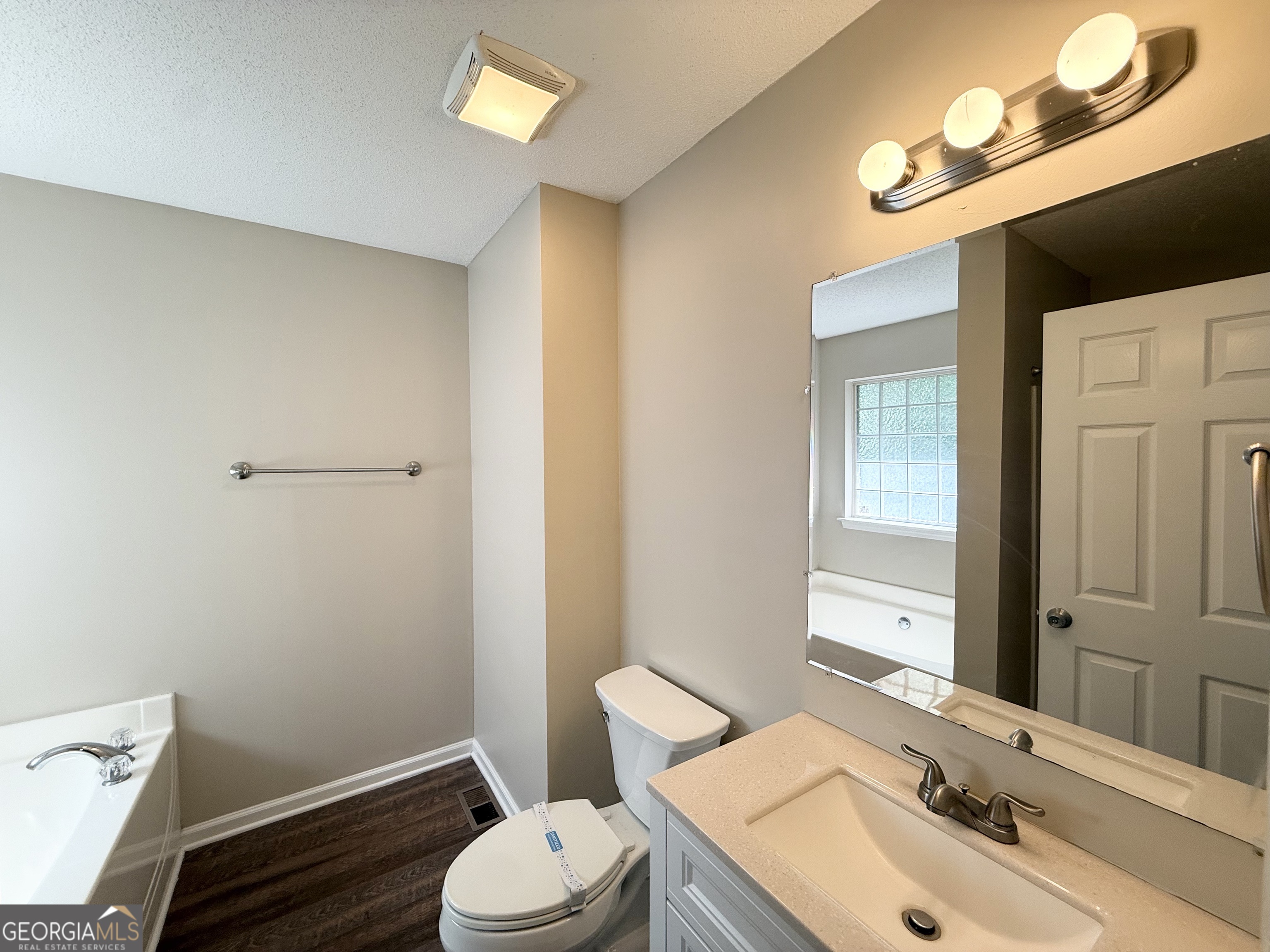 7420 Bristol Circle Property Photo 11