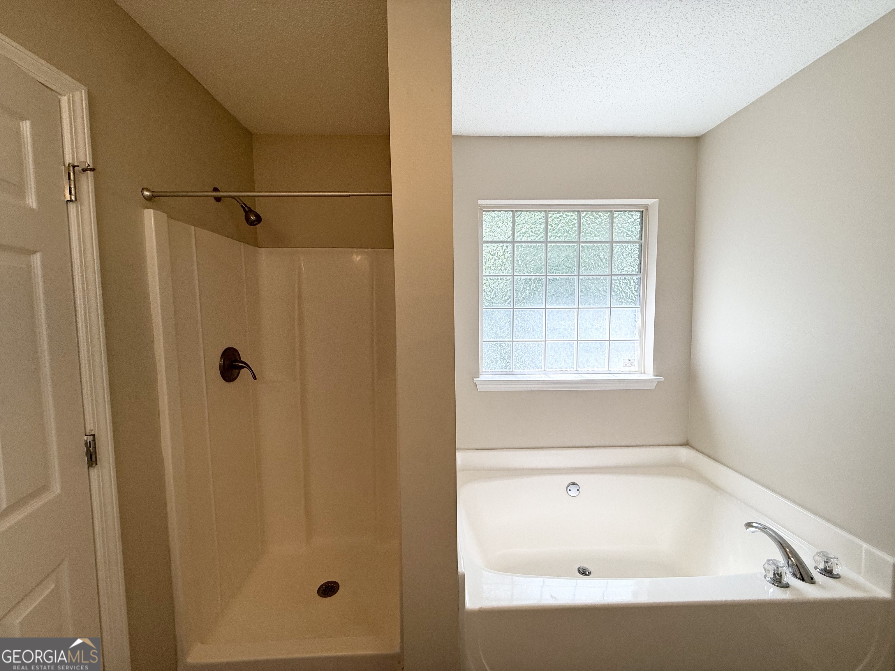 7420 Bristol Circle Property Photo 12