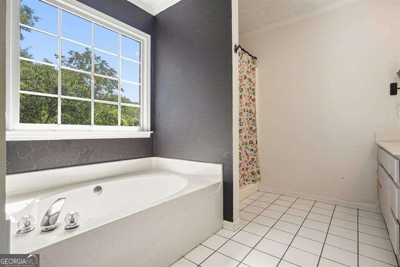 410 Windsor Way Property Photo 24