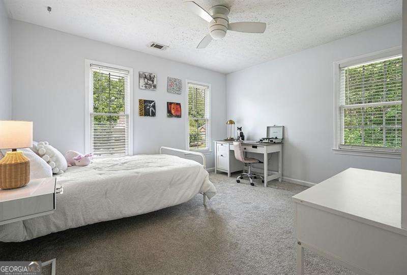 410 Windsor Way Property Photo 29