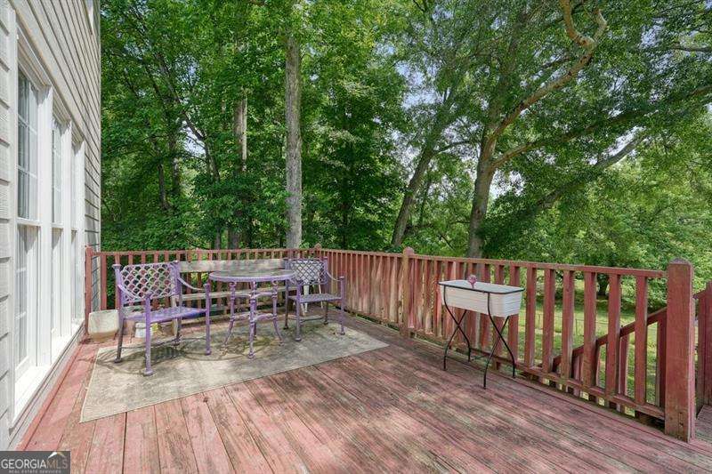 410 Windsor Way Property Photo 31